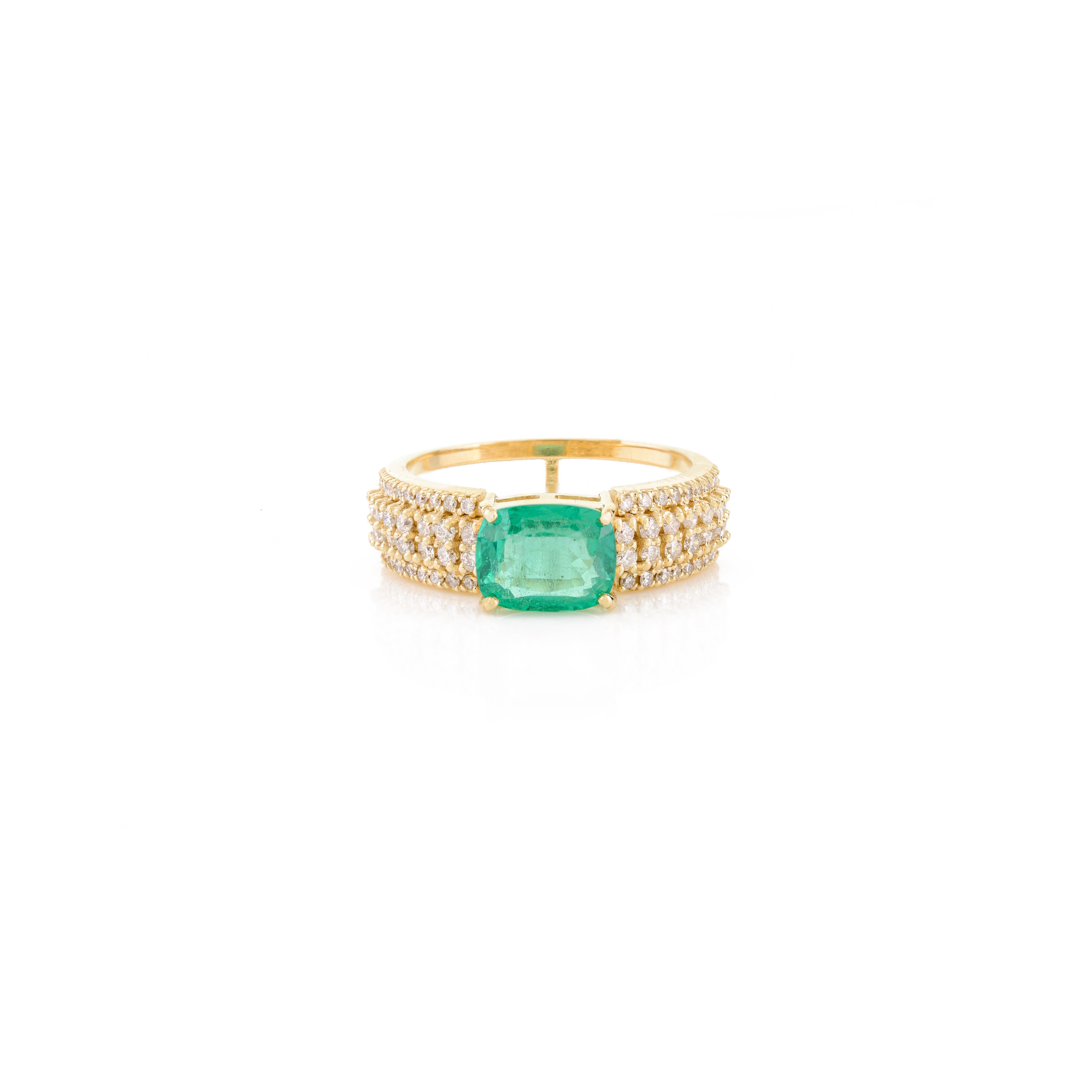 En vente :  Bague de fiançailles pour femmes avec diamants en or jaune massif 14 carats 8