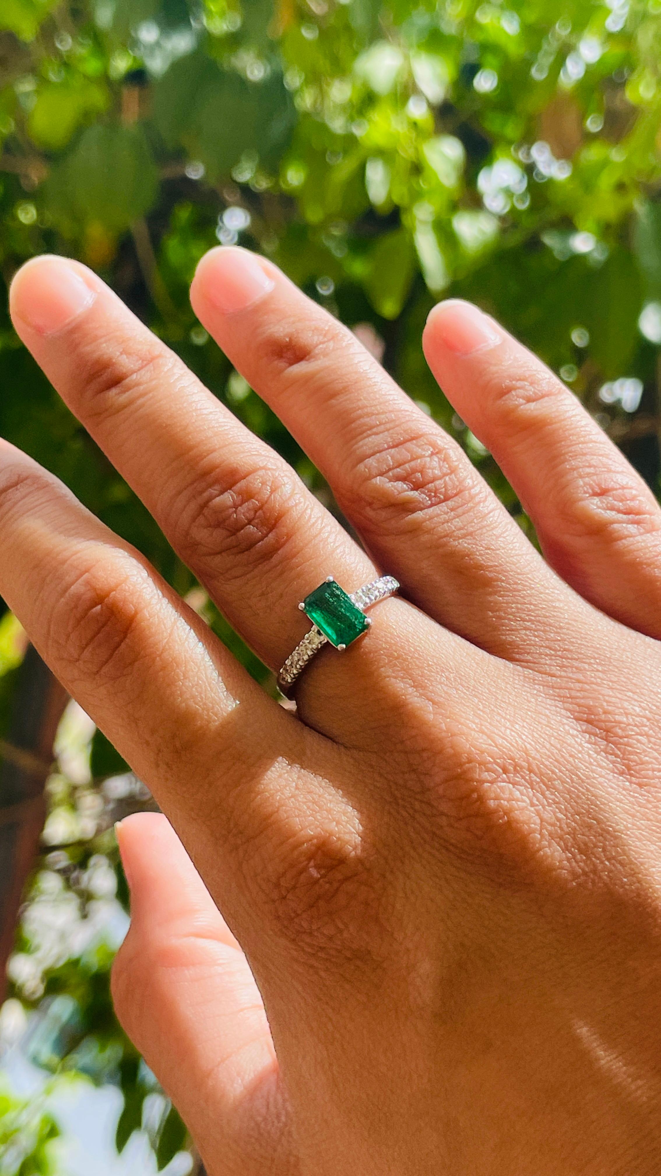 For Sale:  Genuine Emerald Engagement Ring with Diamonds in 18k Solid White Gold 11