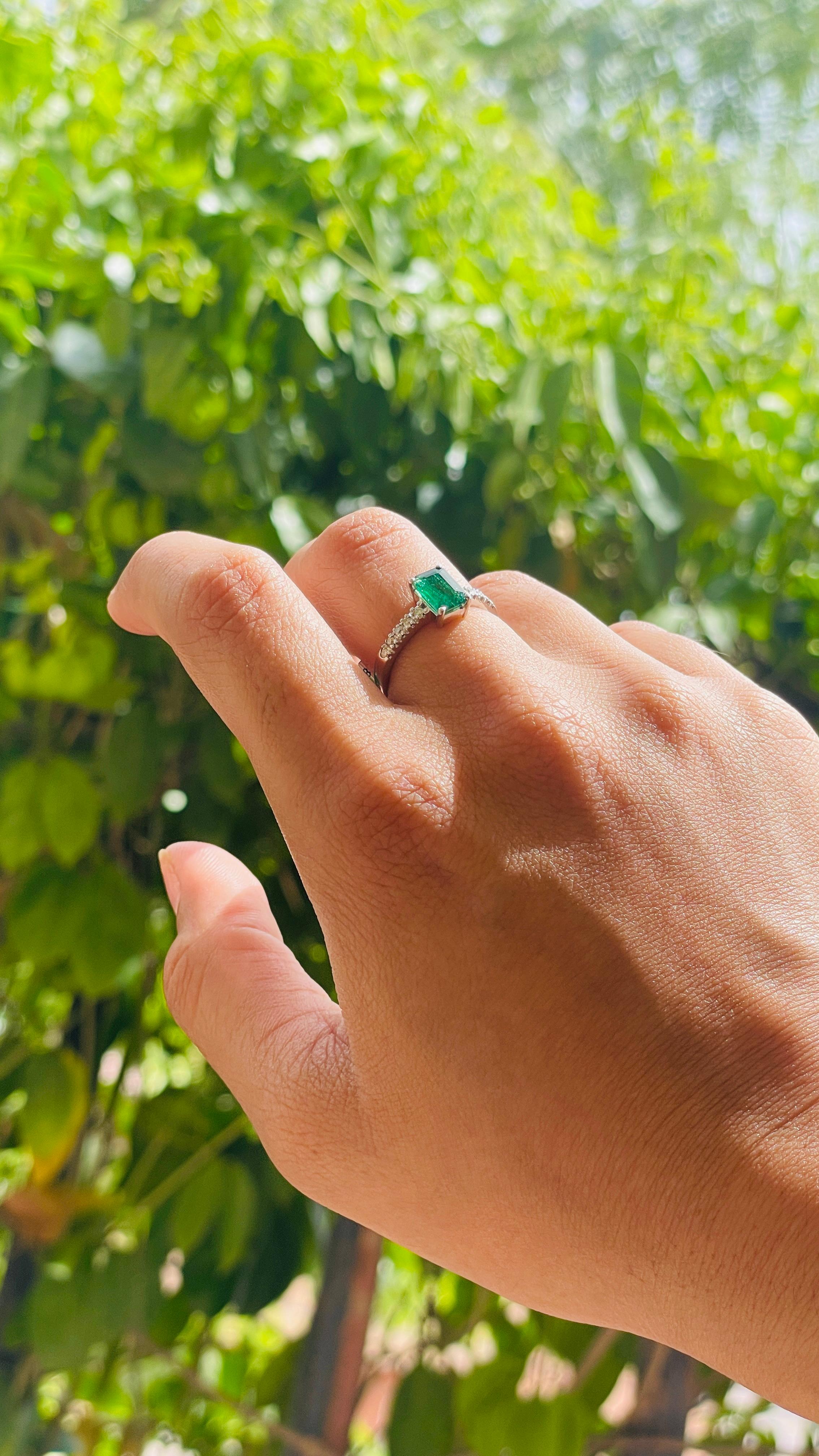 For Sale:  Genuine Emerald Engagement Ring with Diamonds in 18k Solid White Gold 6