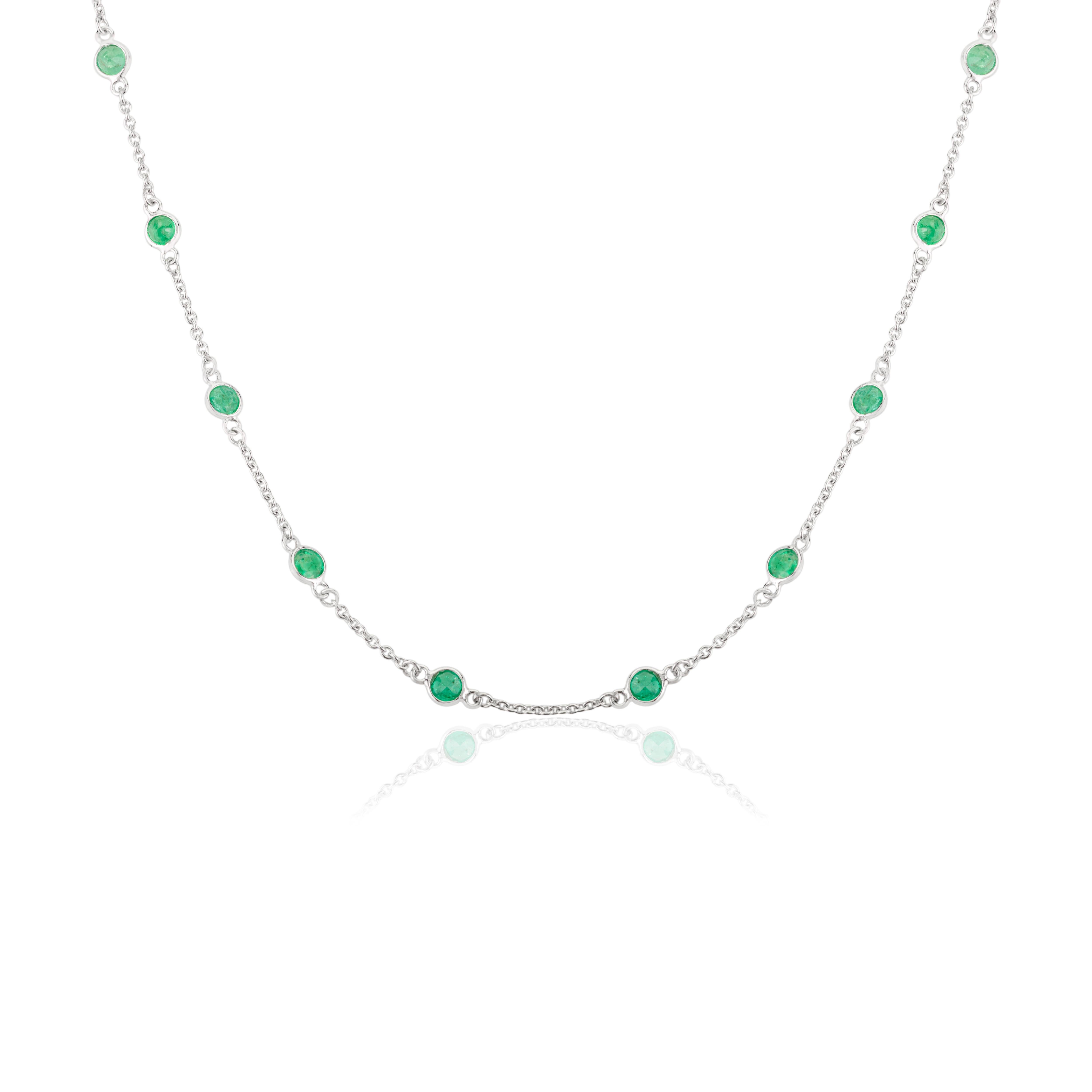Round Cut Genuine Emerald Station Chain Necklace in 14k White Gold Gift for Girlfriend For Sale