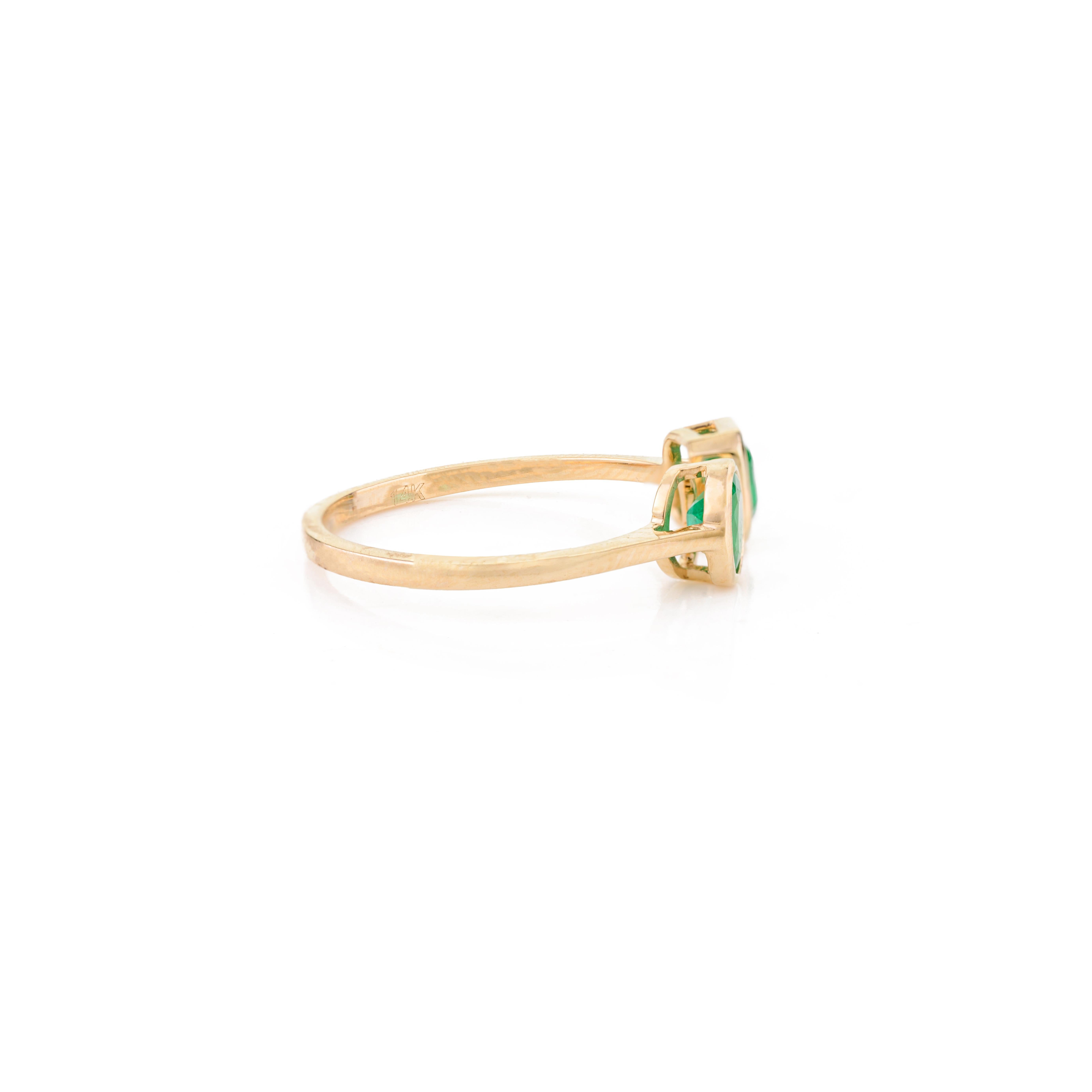 For Sale:  Genuine Emerald Two Stone Ring Christmas Gift for Women in 14k Solid Yellow Gold 8