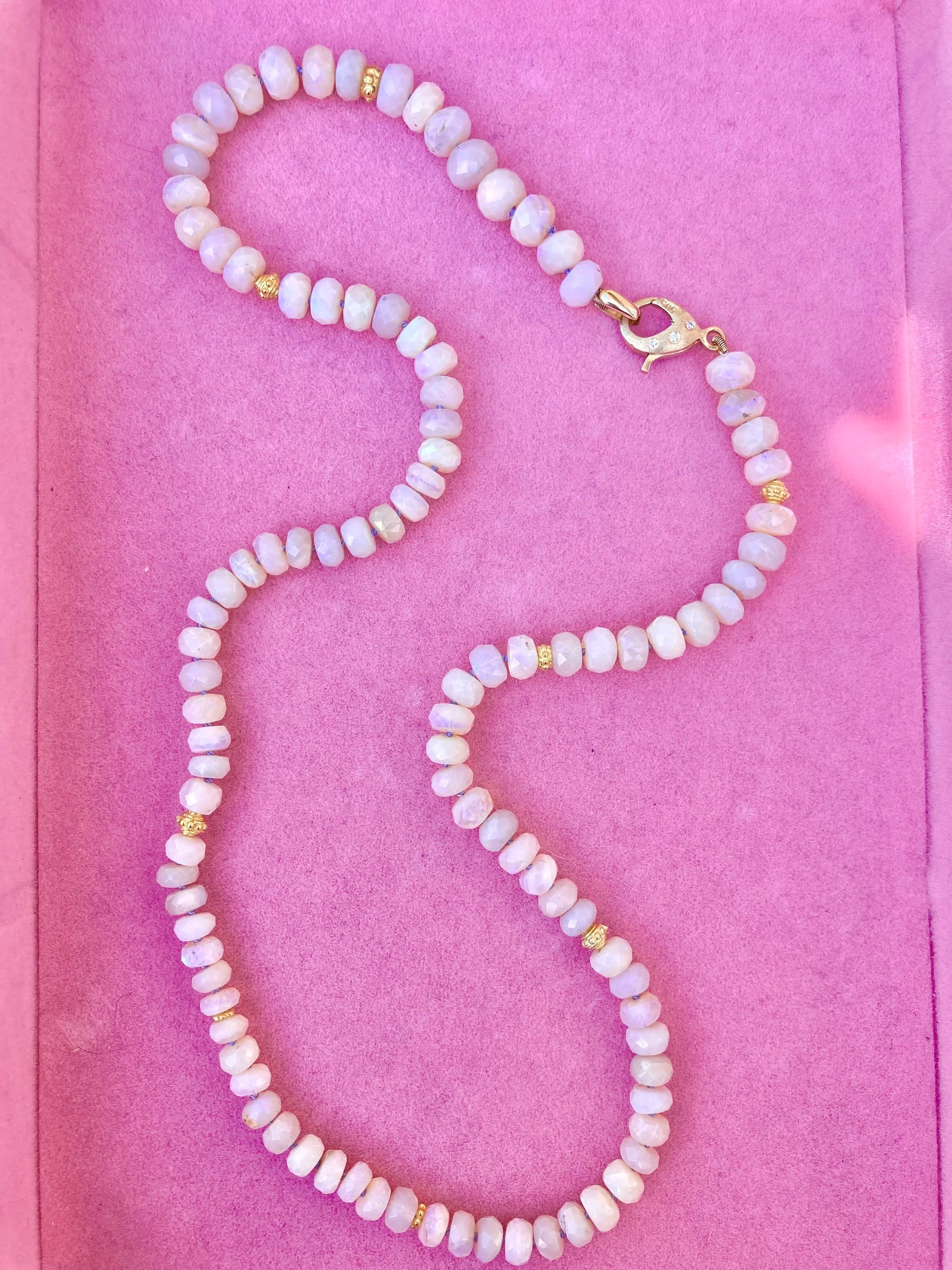 Collar de diamantes de oro de 14 quilates con ópalo australiano auténtico de Coober Pedy en venta 3