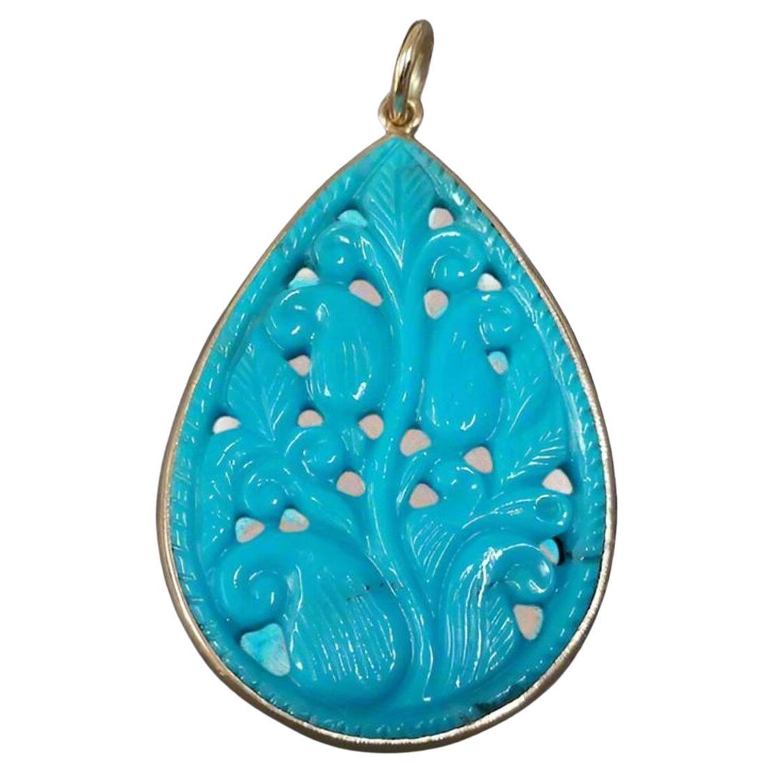 Genuine Estate Sleeping Beauty Turquoise Handcarved Gold Pendant en venta