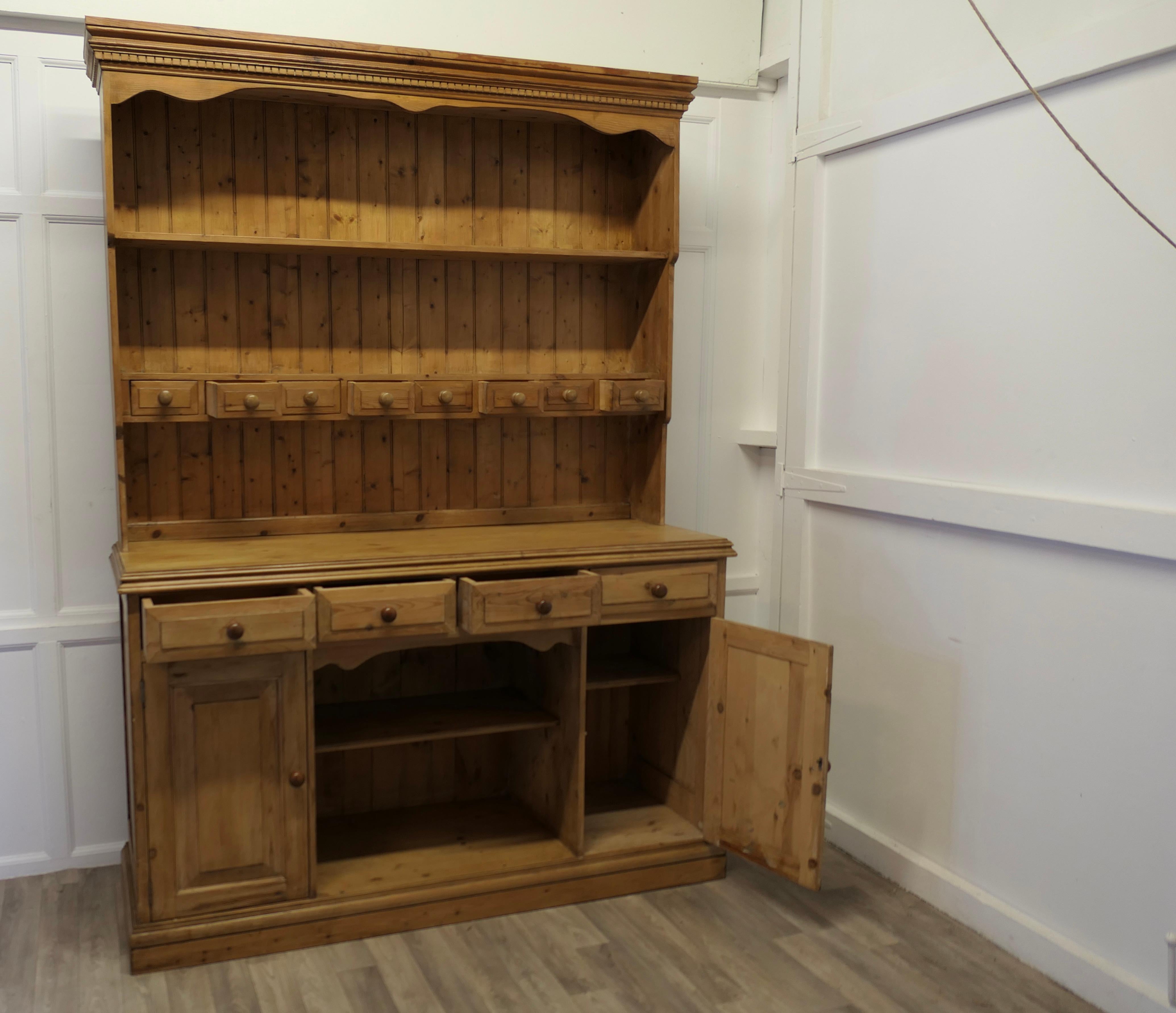 Auténtica Cómoda de Pino de Cocina Campestre en venta 4
