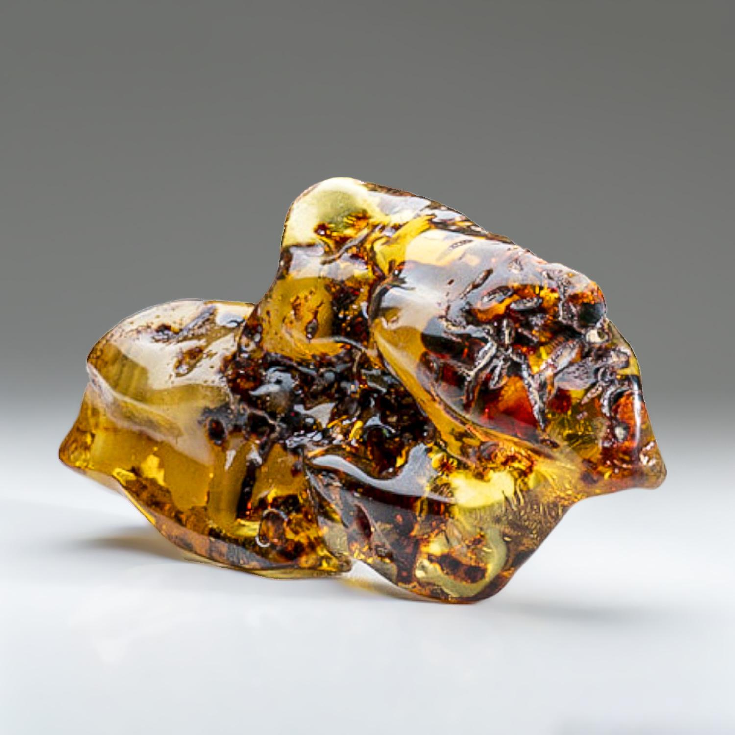 Genuine Gem-Quality Copal Amber from Colombia (362.8 grams) In New Condition For Sale In New York, NY