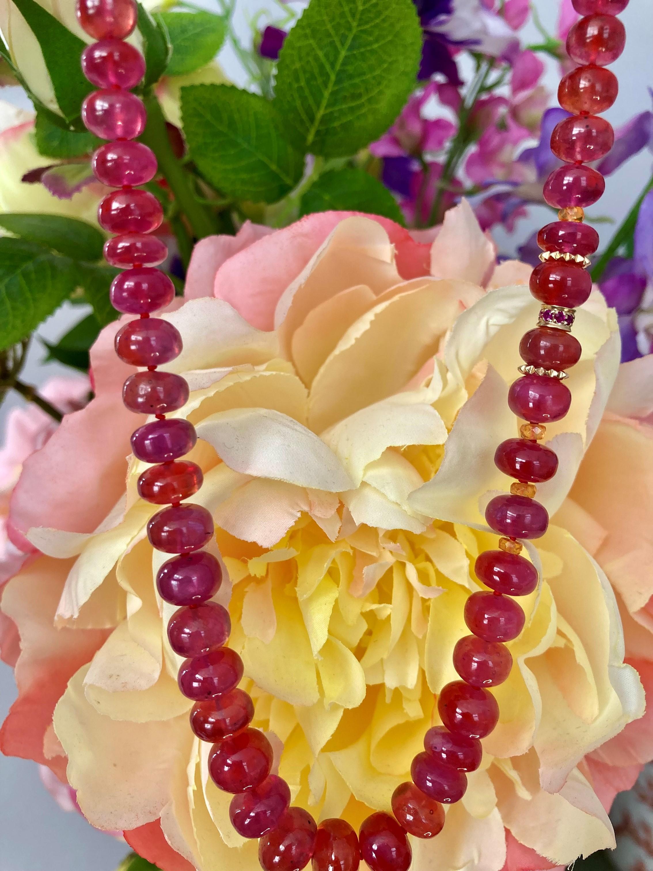 Genuine Giant Pink Madagascar Ruby Beaded Necklace in Yellow Gold For Sale 2