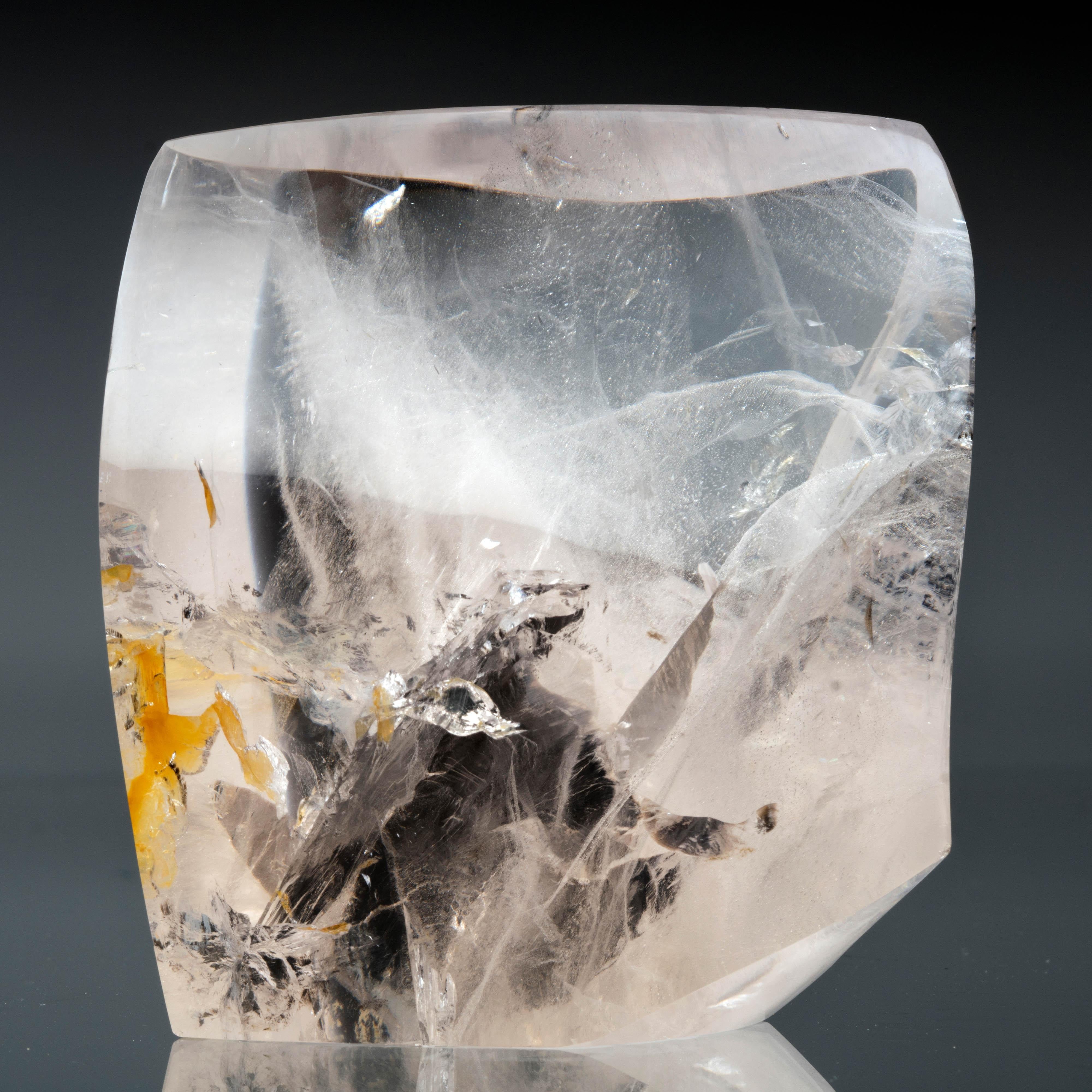 Genuine Hand-Polished Clear Quartz Freeform // 4.04 Lb In New Condition In New York, NY