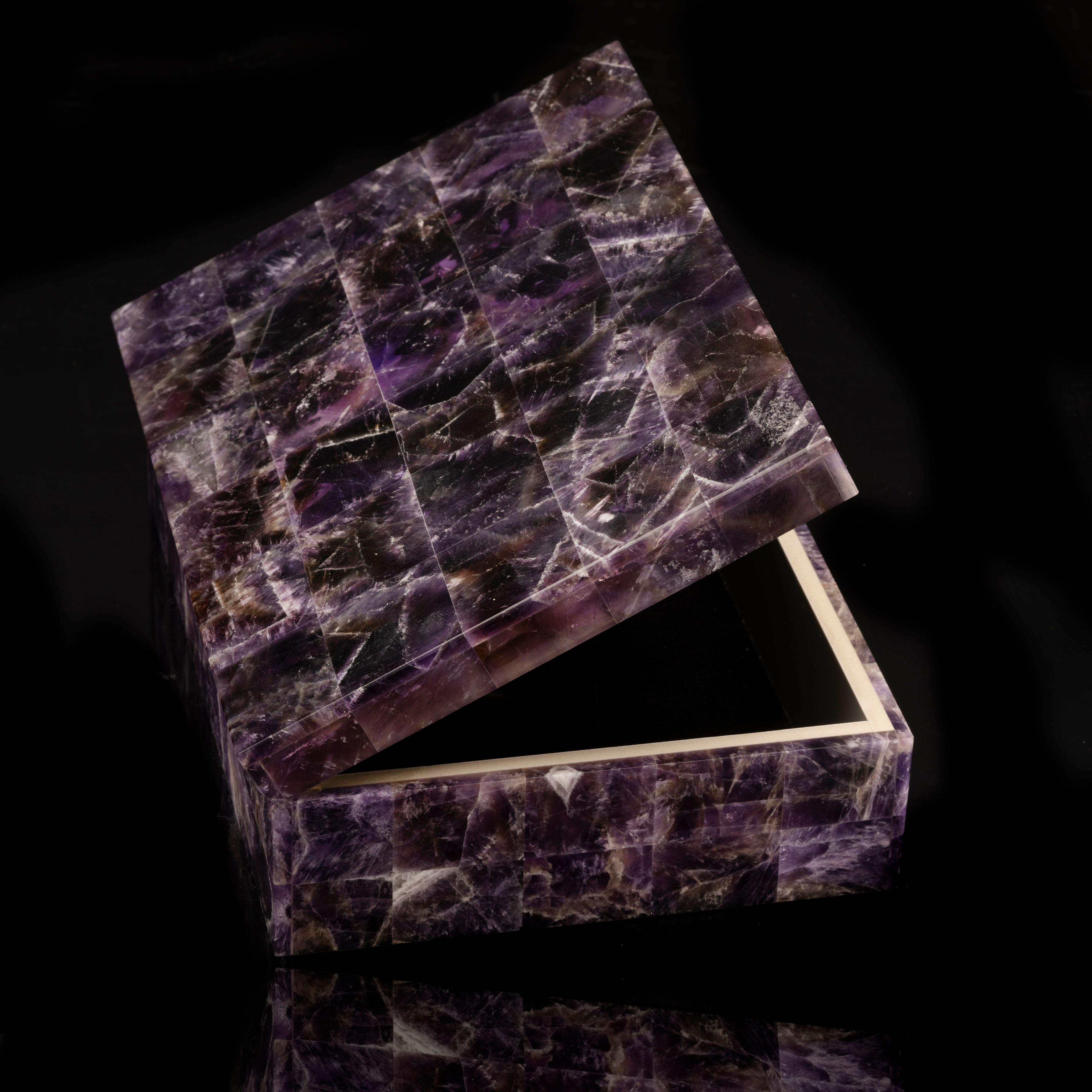 Genuine Handcrafted Amethyst Box with Velvet Interior In New Condition In New York, NY