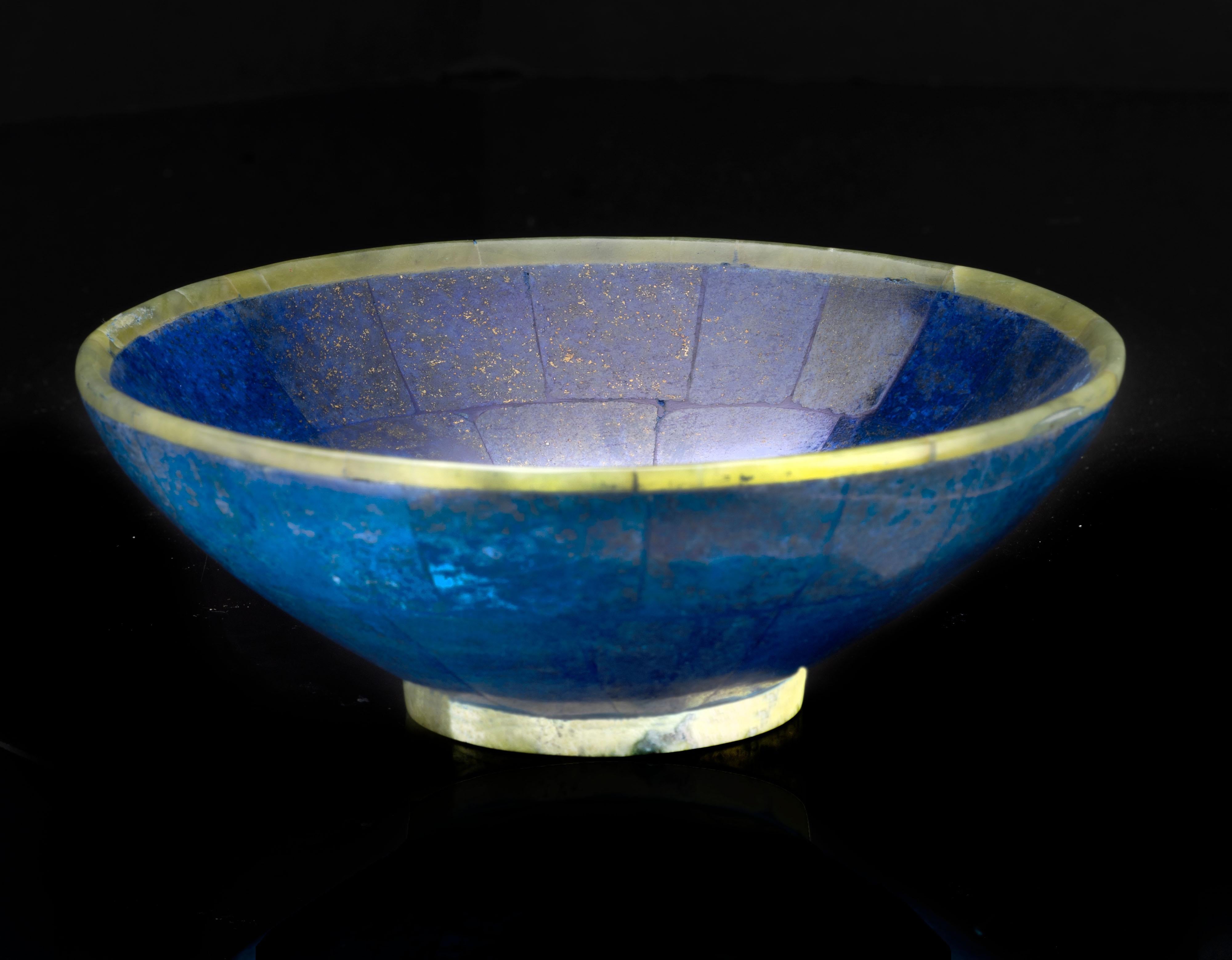 Hand-Crafted Genuine Handcrafted Jade and Lapis Lazuli Bowl For Sale