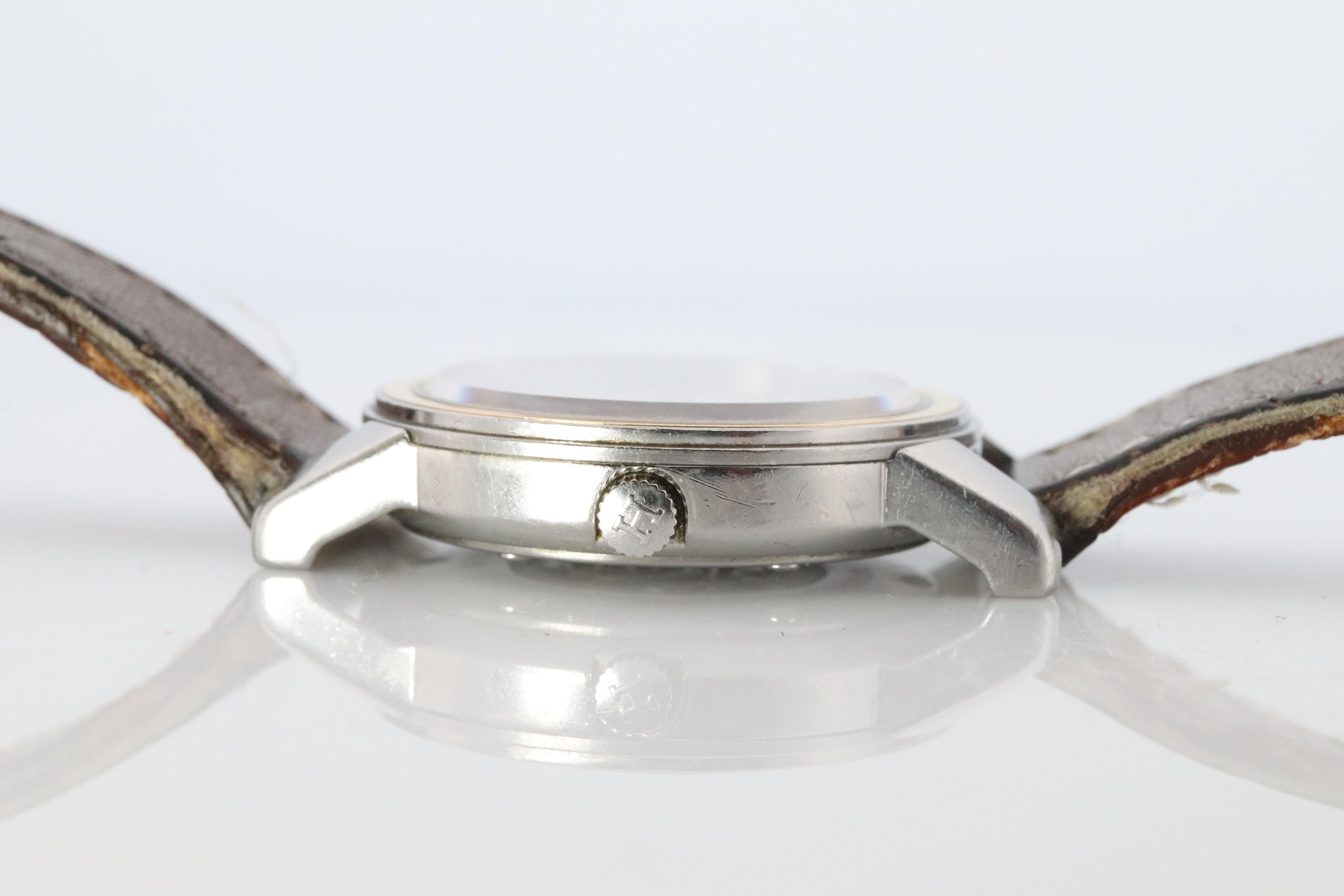 Véritable HERMES Montre Carrick 26mm ronde à quartz cadran blanc en vente 2
