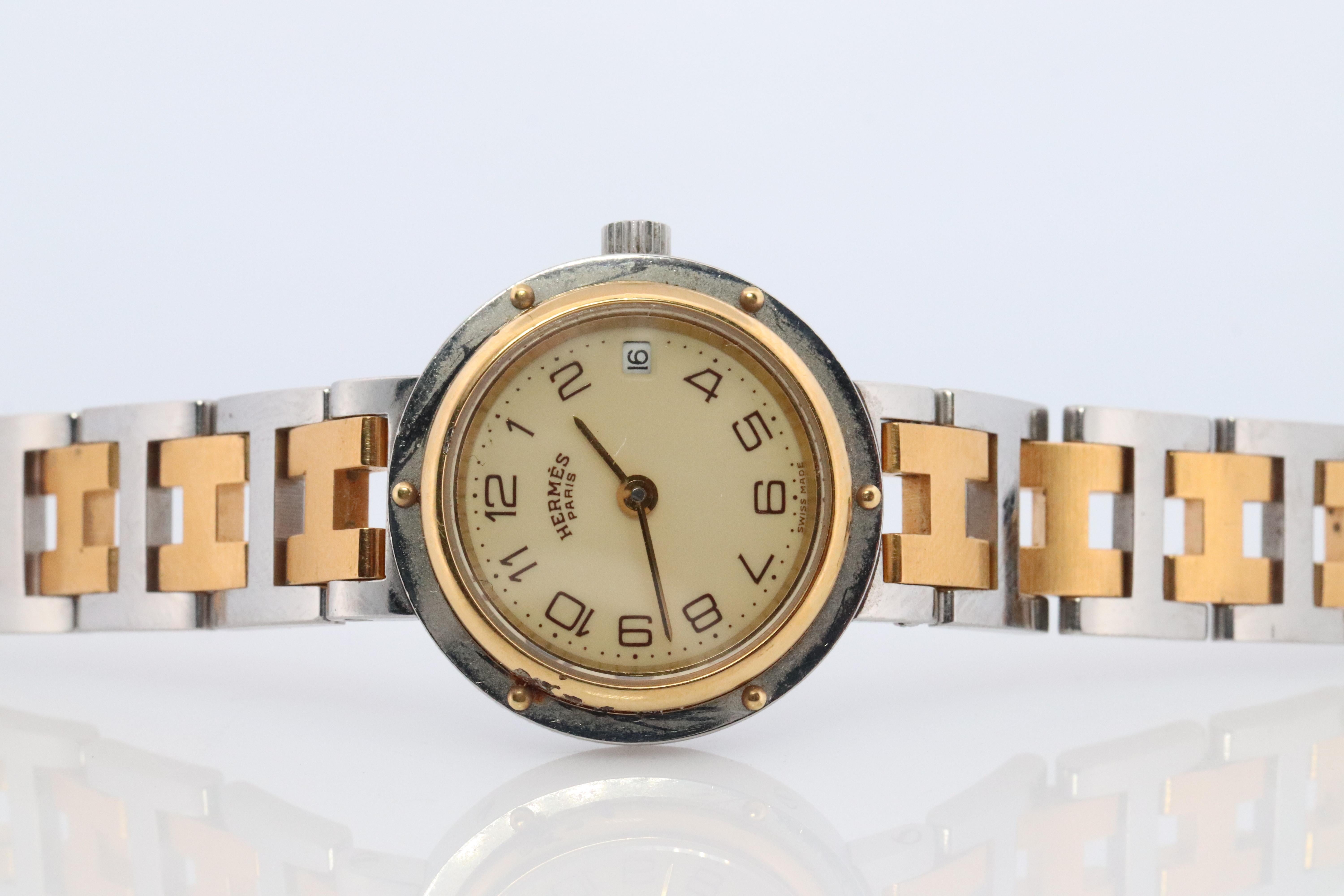 Modern Genuine HERMES Stainless Steel 24mm Round Clipper Quartz Watch Champagne Dial.