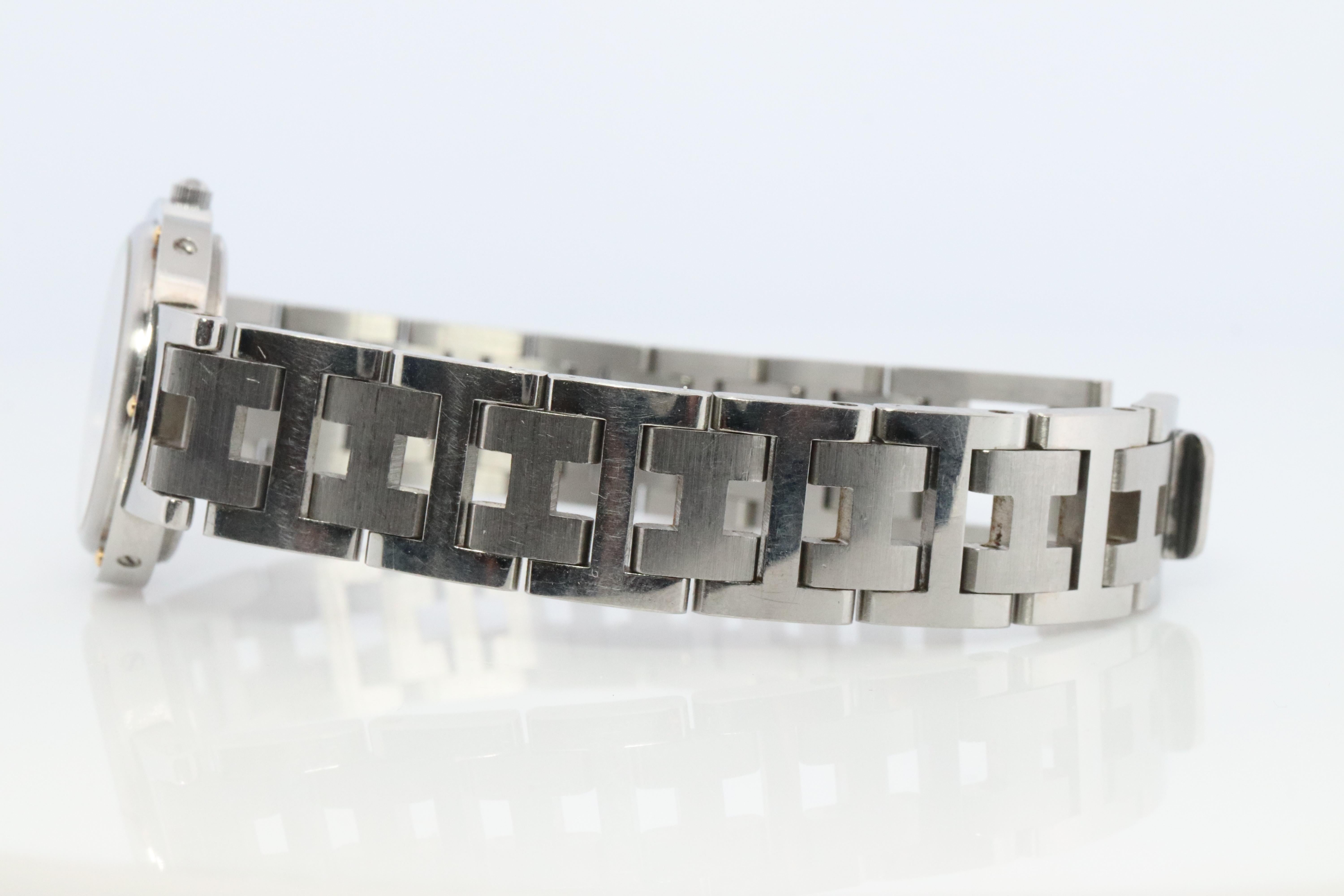 Modern Genuine HERMES Stainless Steel 24mm Round Clipper Quartz Watch White. For Sale
