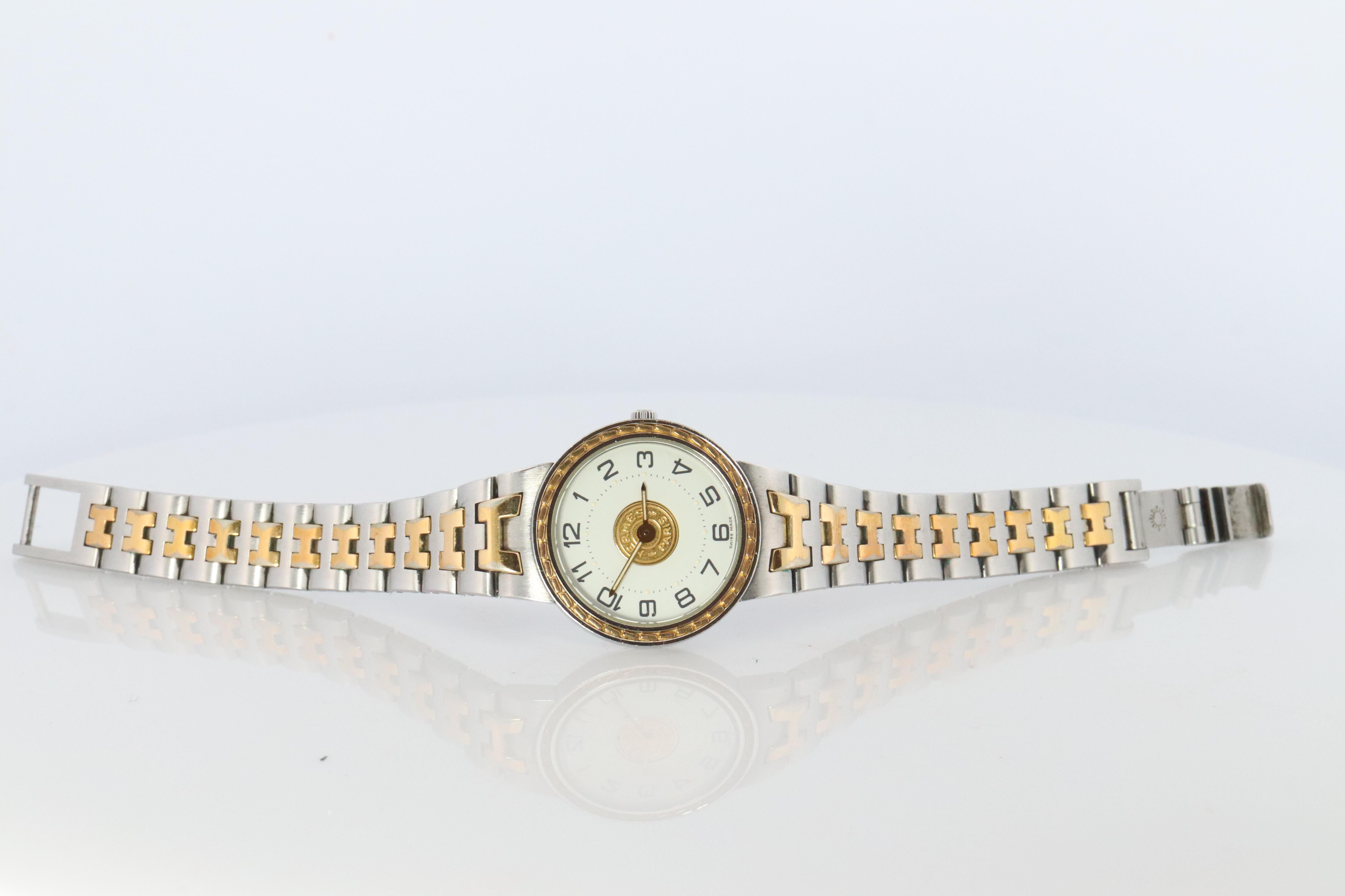 Genuine HERMES Stainless Steel 24mm Round Sellier Quartz Watch White Dial. im Angebot 6