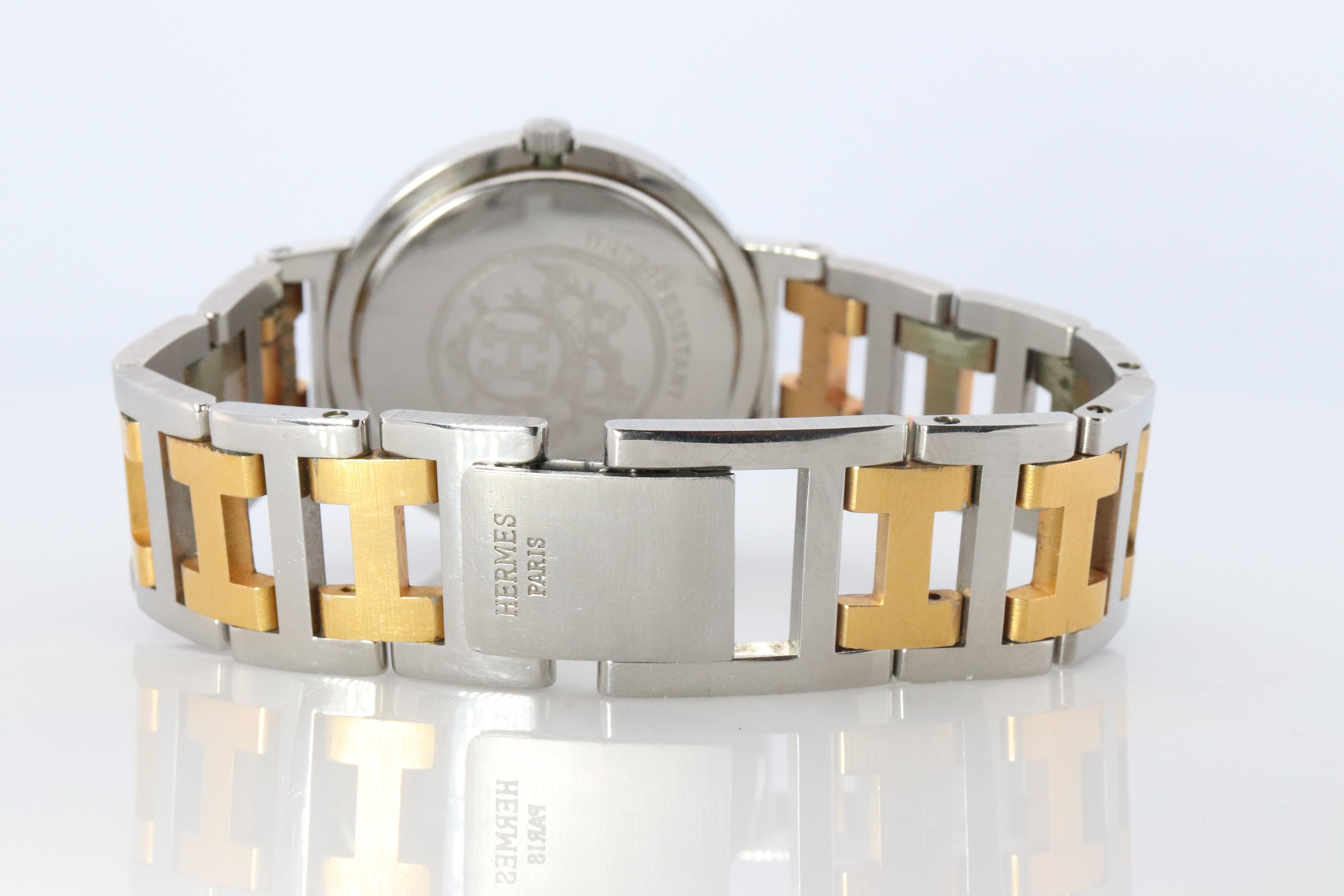 Women's or Men's Genuine HERMES Stainless Steel 30mm Round Clipper Quartz Watch White. For Sale