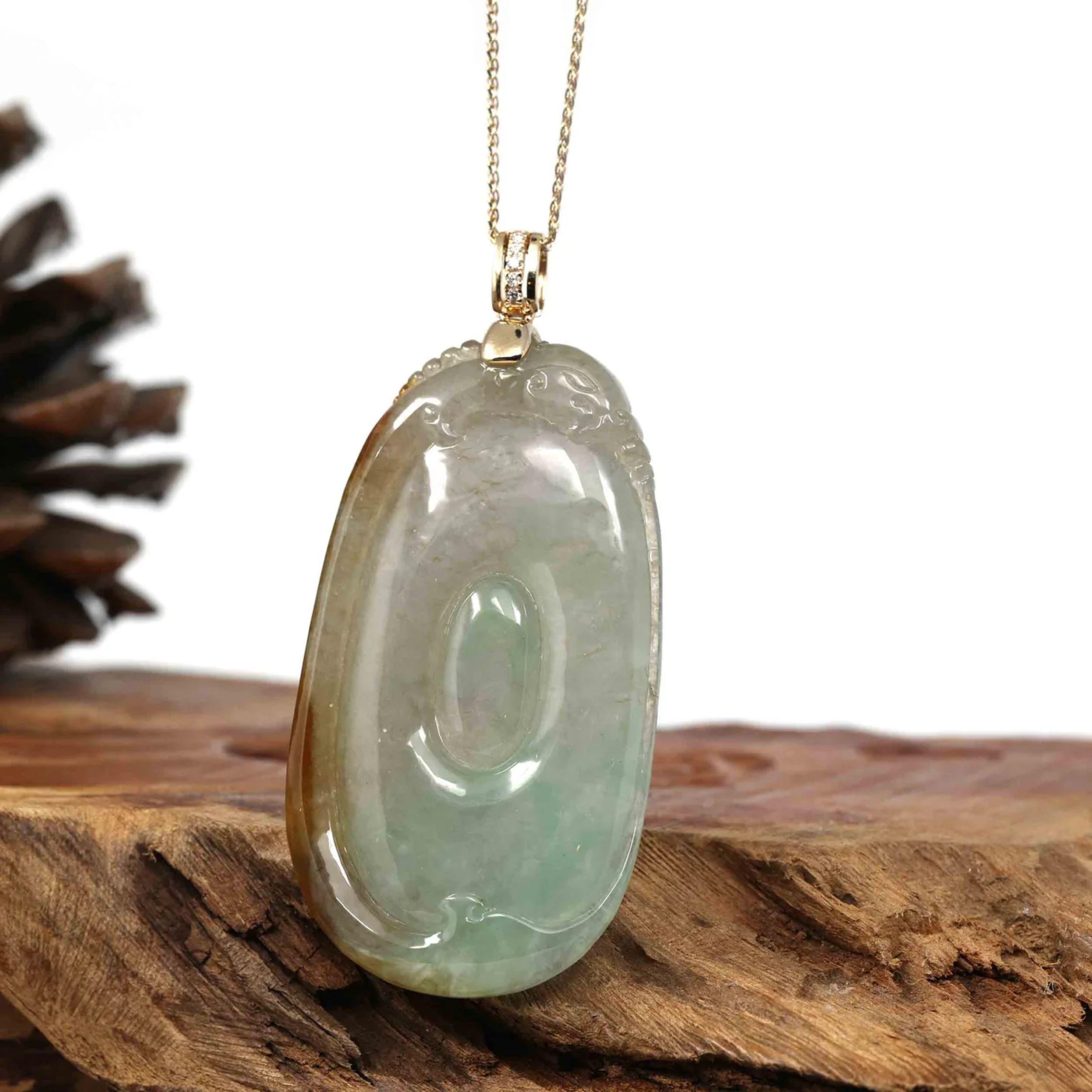 Collar colgante de jadeíta genuina Fu Zai Yan Qian de oro blanco de 14k Bail en Nuevo estado para la venta en Portland, OR