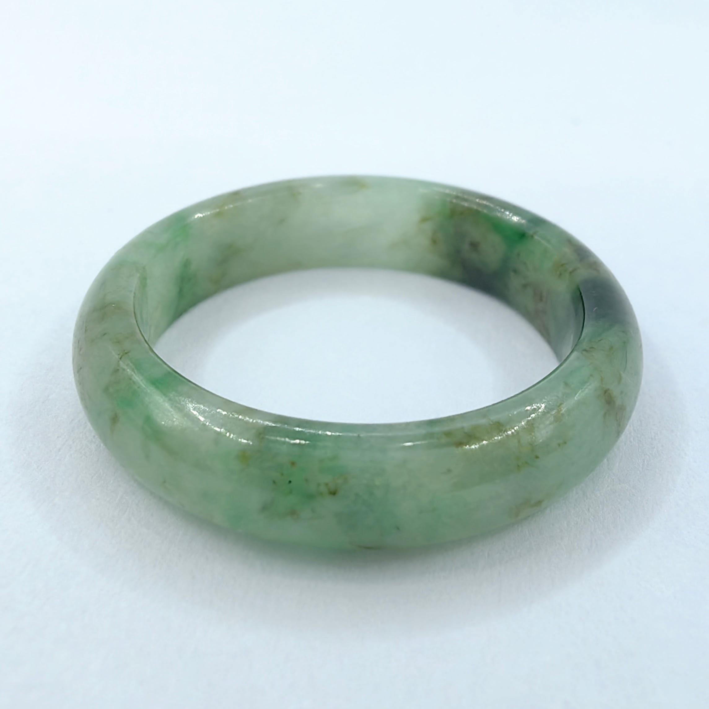 Genuine Icy Olive Green Serpentine Jade Ring For Sale 2