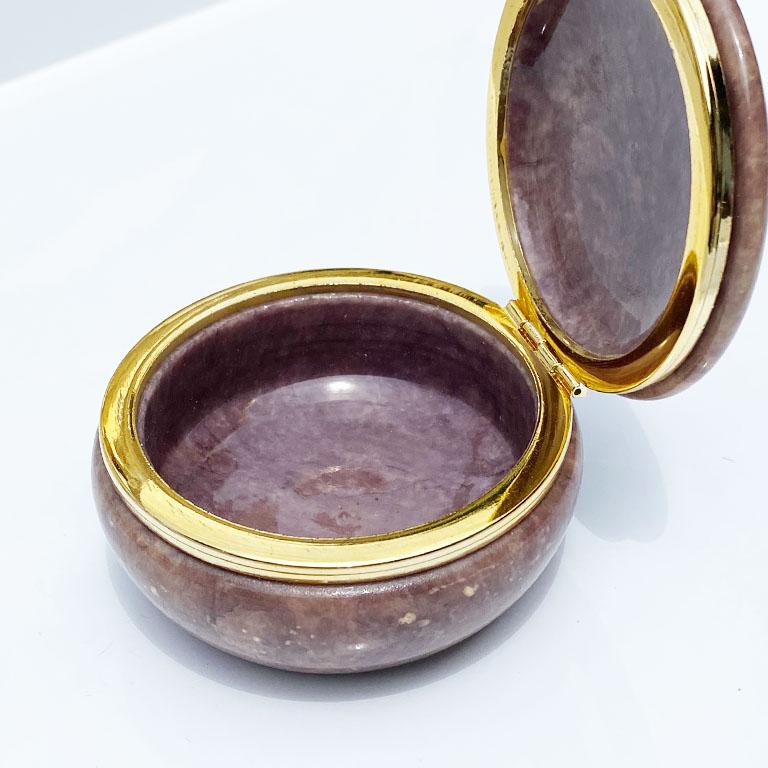 Boîte à bijoux décorative italienne authentique en albâtre sculpté violet, Italie en vente 1