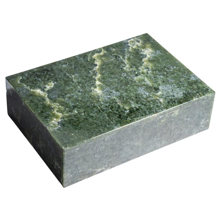 Genuine Jade Jewelry Box (1.75" in Height, 2.25 lbs.) For Sale at 1stDibs