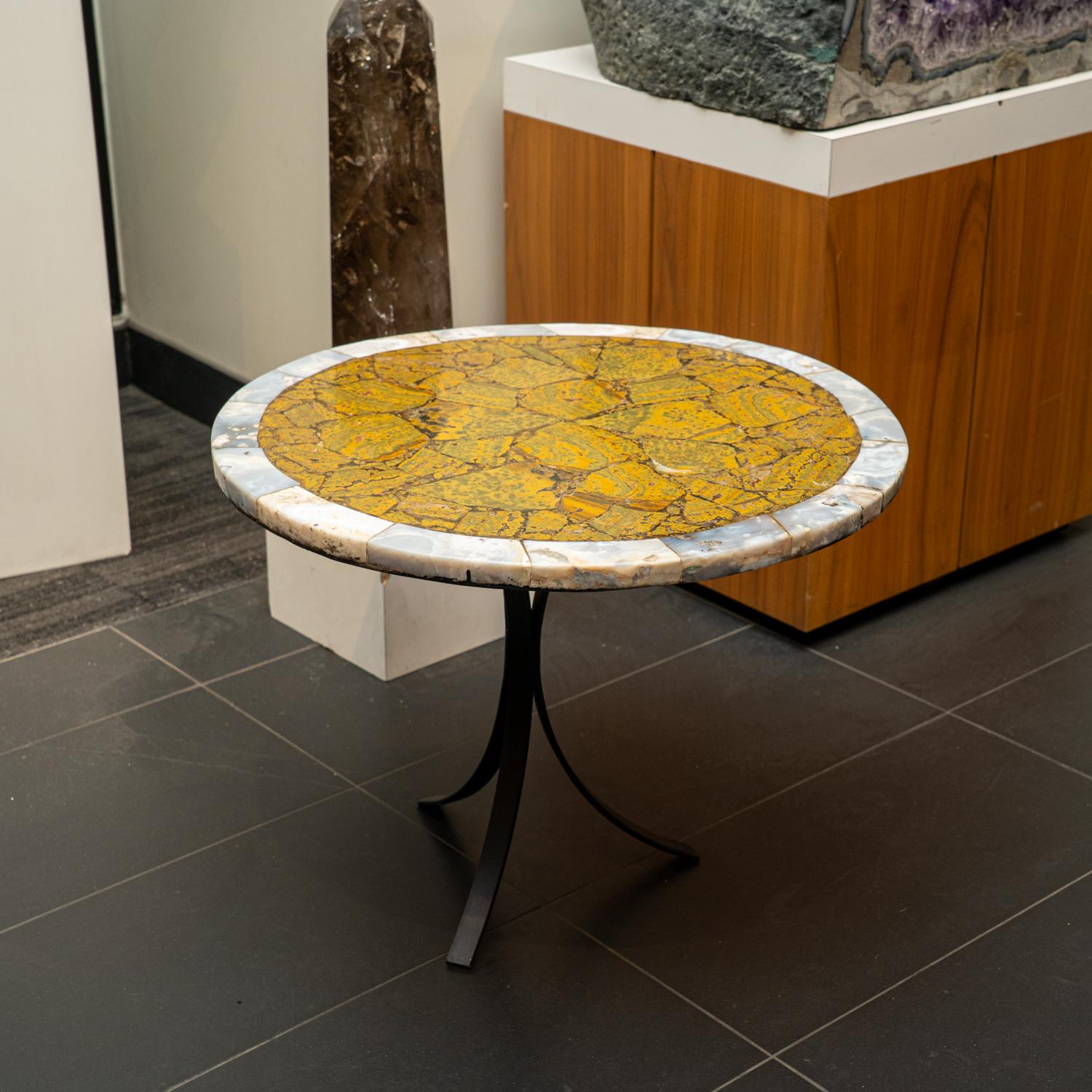 Genuine Jasper and Agate Round Coffee/End Table In New Condition For Sale In New York, NY