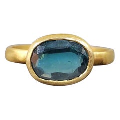 Bague cocktail empilable en or jaune 14 carats avec cyanite authentique