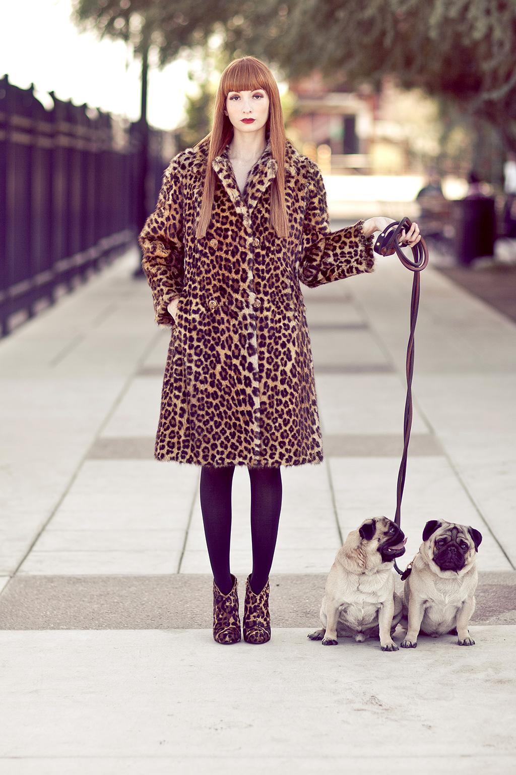 Leopard Print Mink Double Breasted A-Line Fur Stroller Coat - S-M, 1962 In Good Condition For Sale In Tucson, AZ
