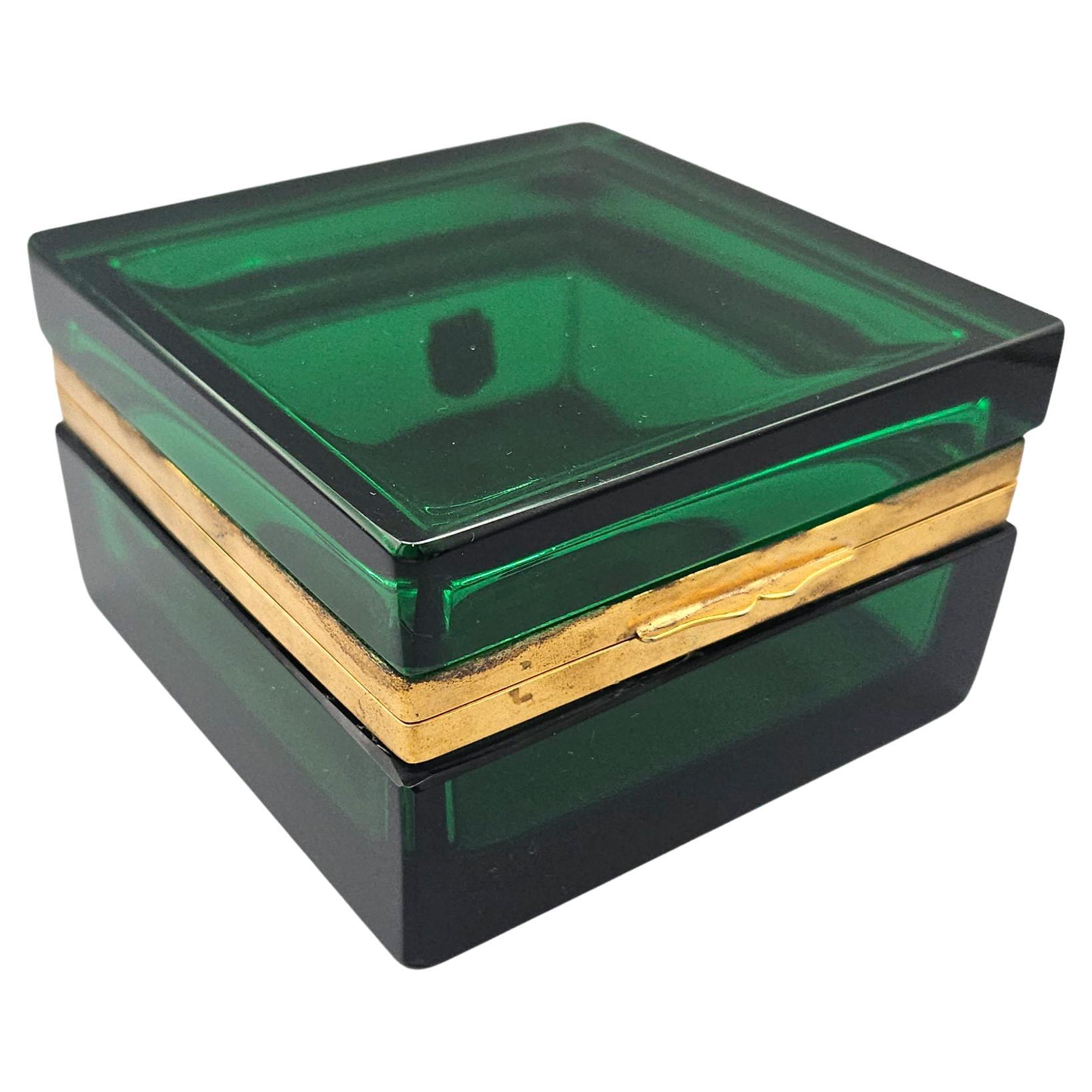 Genuine Mid Century Cenedese Murano Green Box with Original Labels Italy c. 1950 For Sale