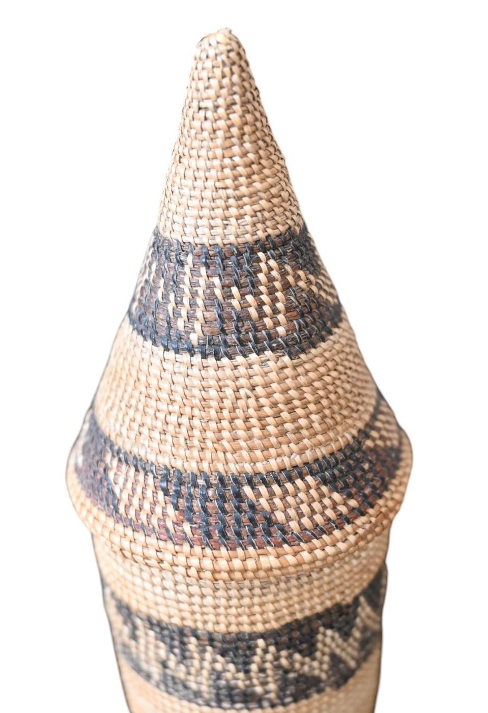 Echte Miniatur-Gewebefaser  Korb aus dem Tutsi-Stamme, Rwanda, Anfang 1900 im Angebot 1