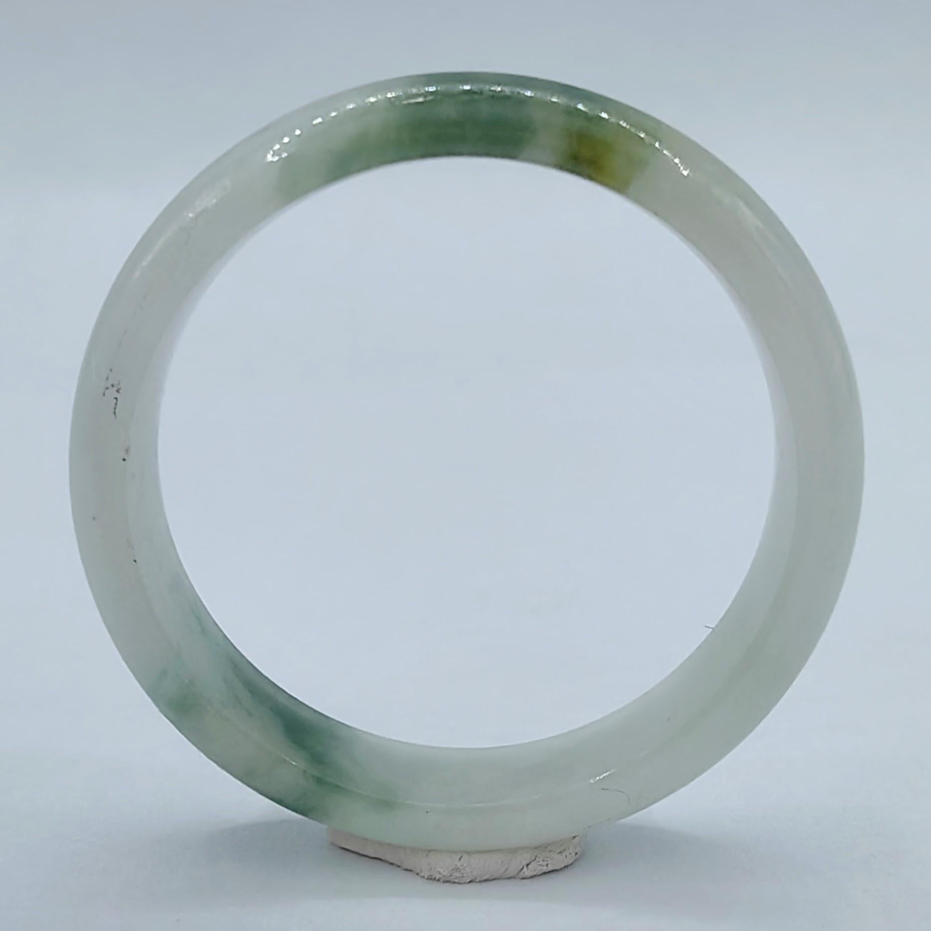 Genuine Moss in Snow Serpentine Jade Ring For Sale 1