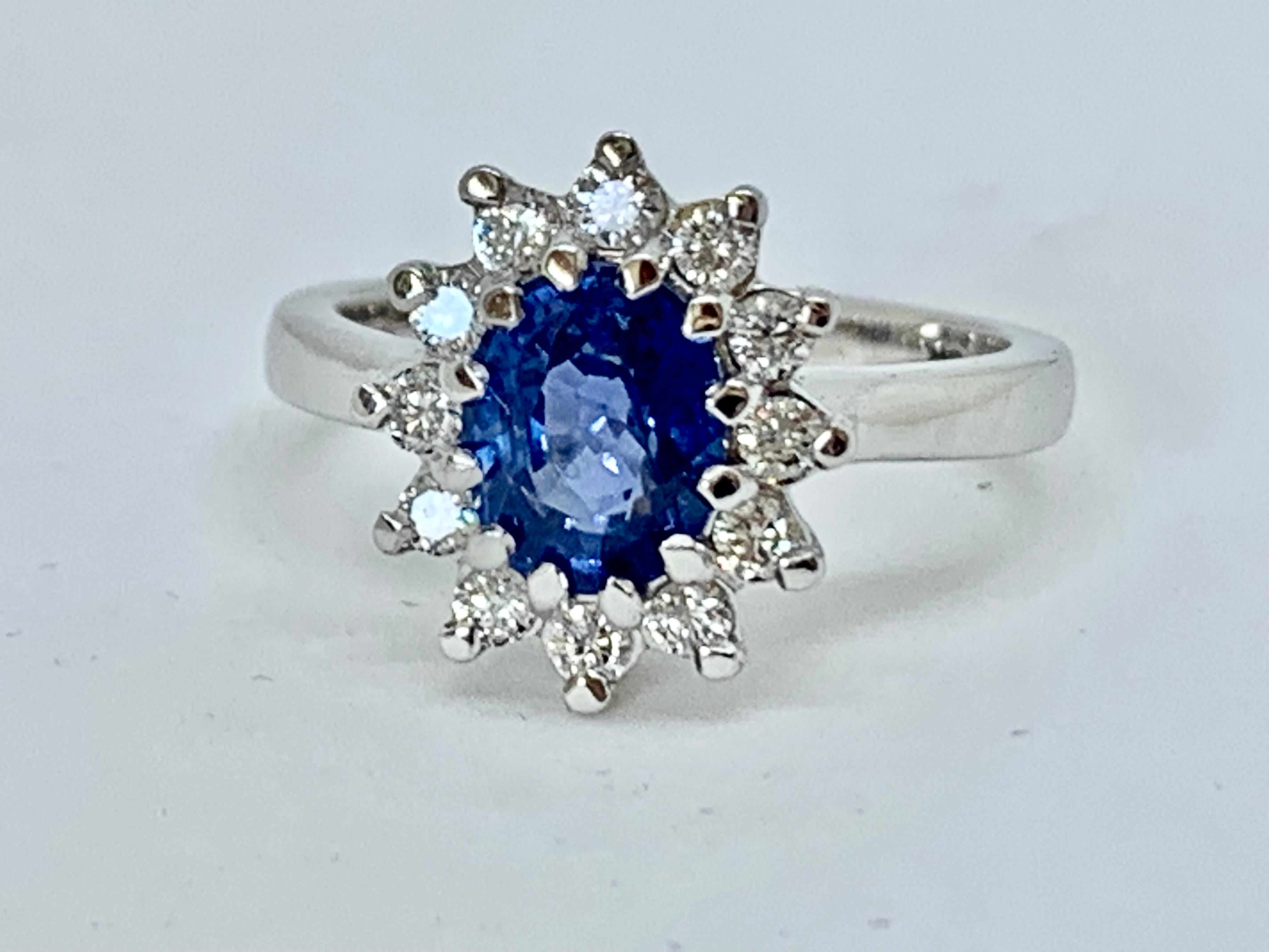 Women's Genuine Natural Ceylon Sapphire Starry Diamond Ring Valuation 9ct White Gold For Sale