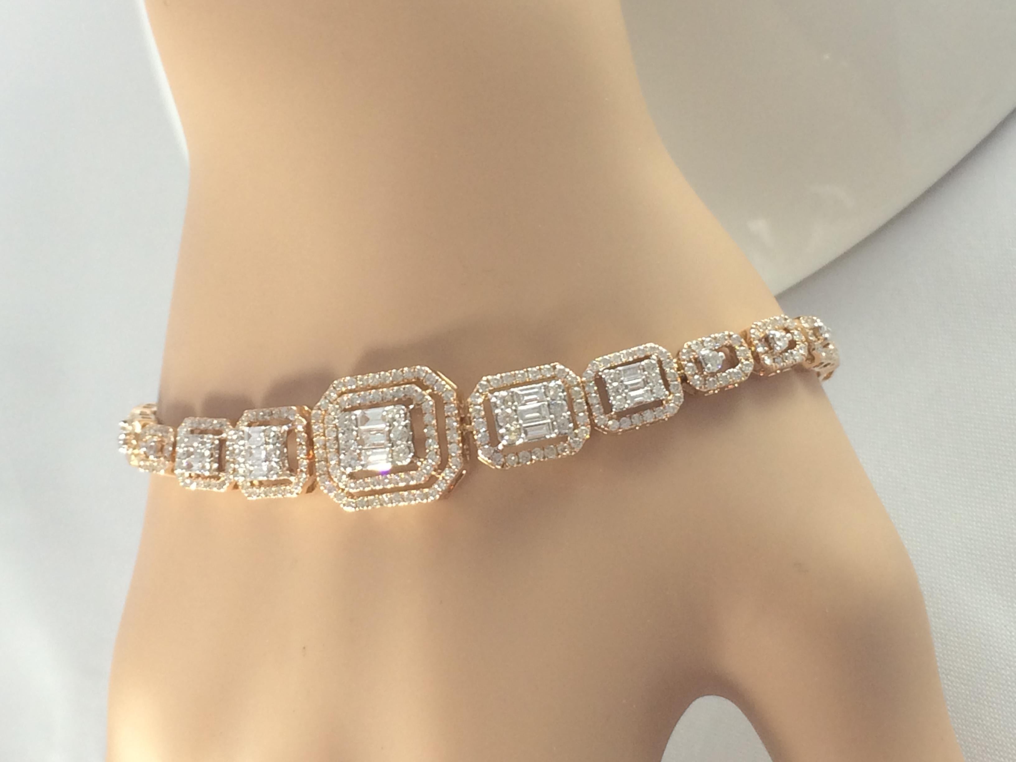 Gorgeous Diamond Cluster Bracelet in Rose Gold

This piece features 25 x Baguette Cut Diamonds that are high quality, graded Clarity VS2-SI and Colour G-I by an independent valued. They are really clean, white and sparkly. Surrounding the Baguettes
