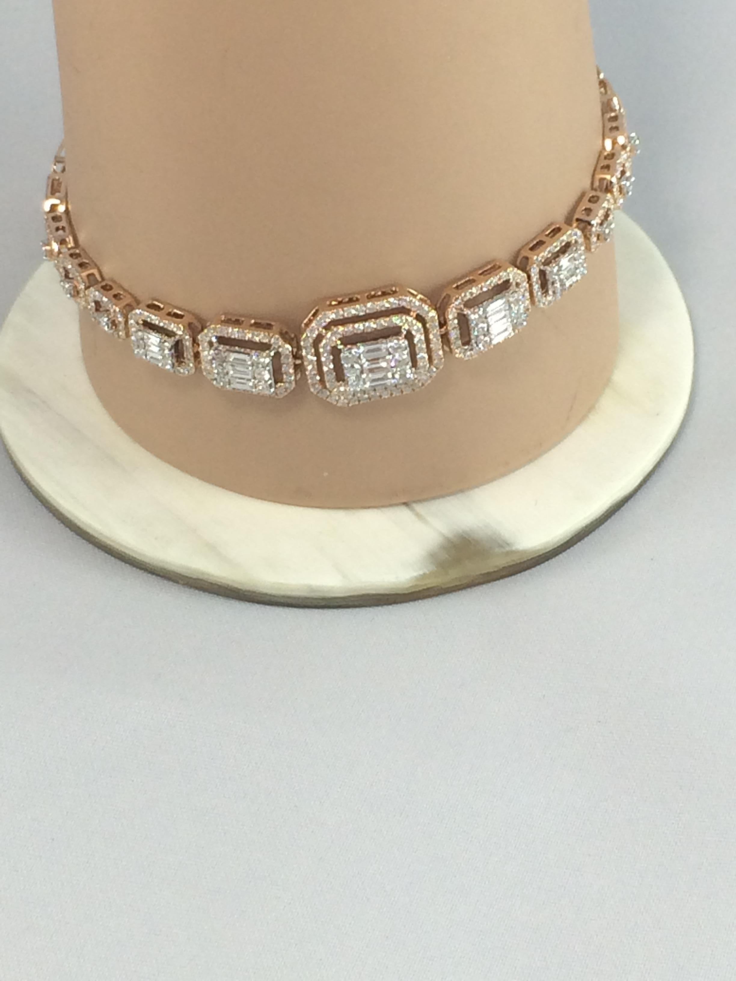 Women's Genuine Natural Diamond Cluster Bracelet Baguette Round Diamonds 18ct Rose Gold  For Sale