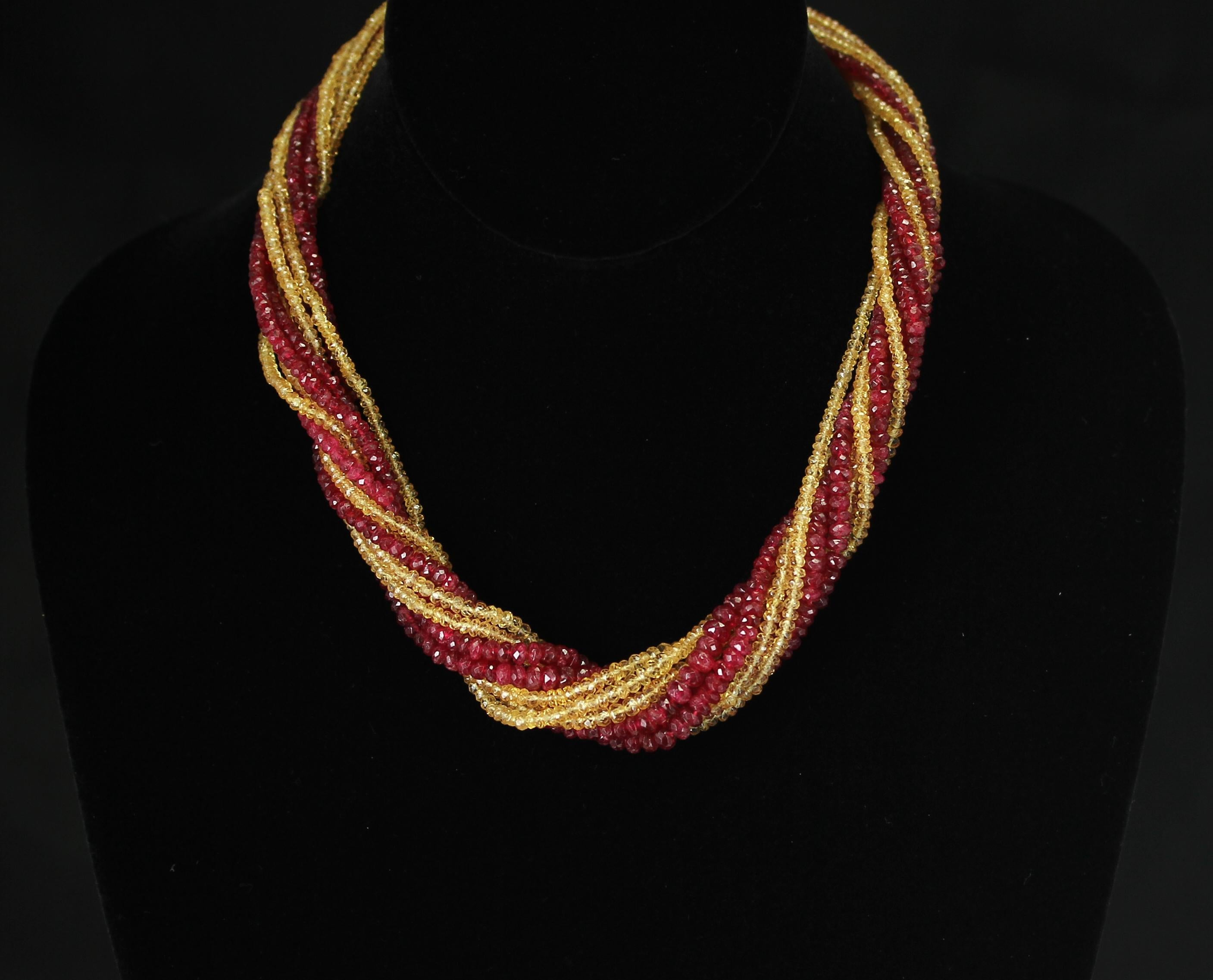 Collier ras du cou en perles à facettes en spinelle rouge et saphir jaune véritable et naturel en vente 1