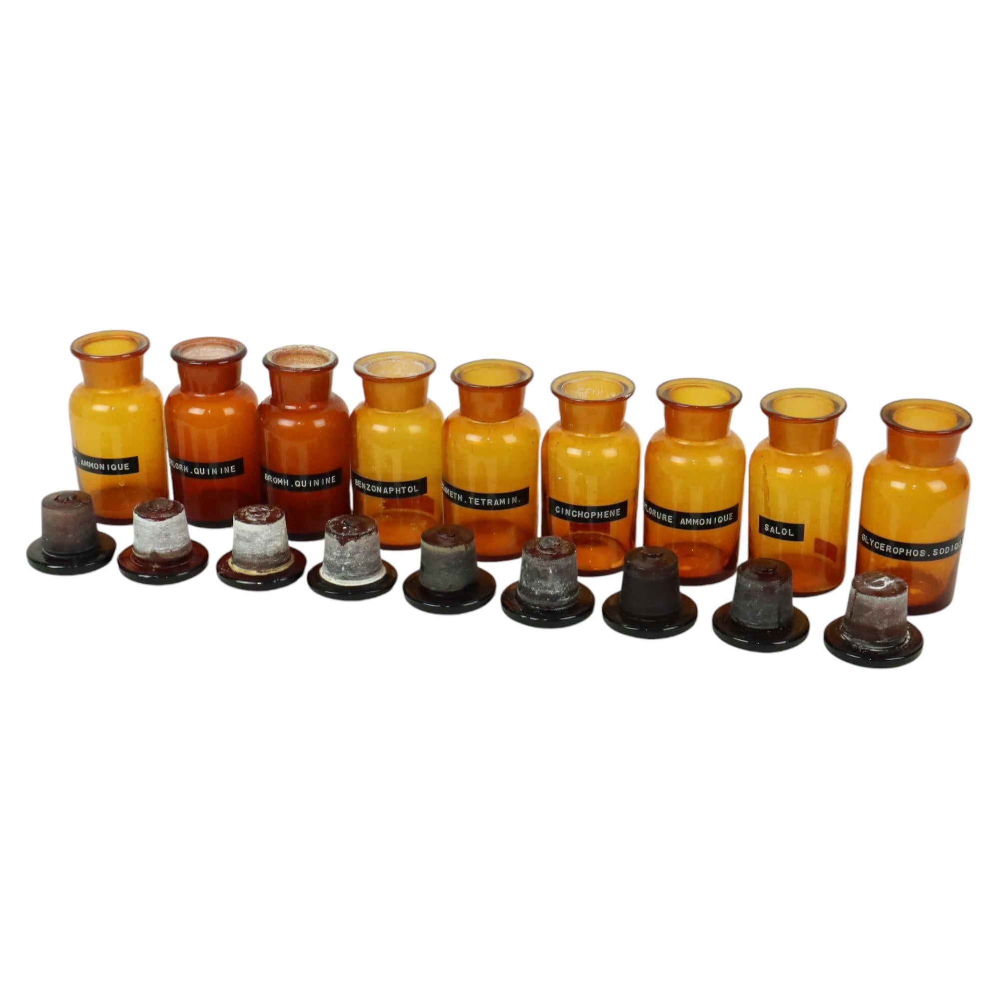 Genuine Old Apothecary Medical Bottles Jars Set Brown Amber Glass en vente 2