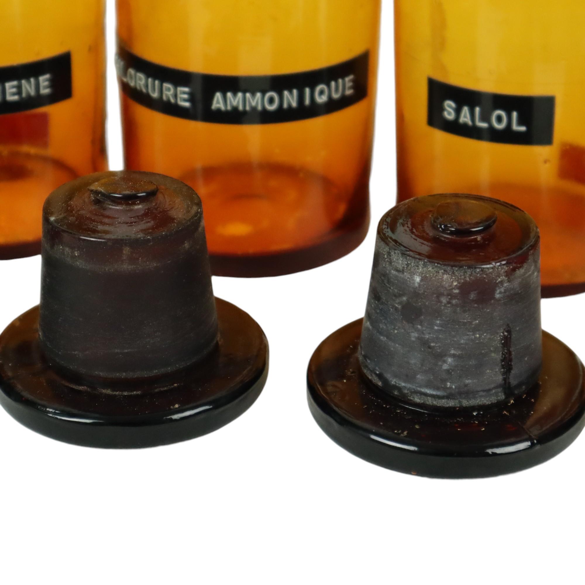 Genuine Old Apothecary Medical Bottles Jars Set Brown Amber Glass en vente 3