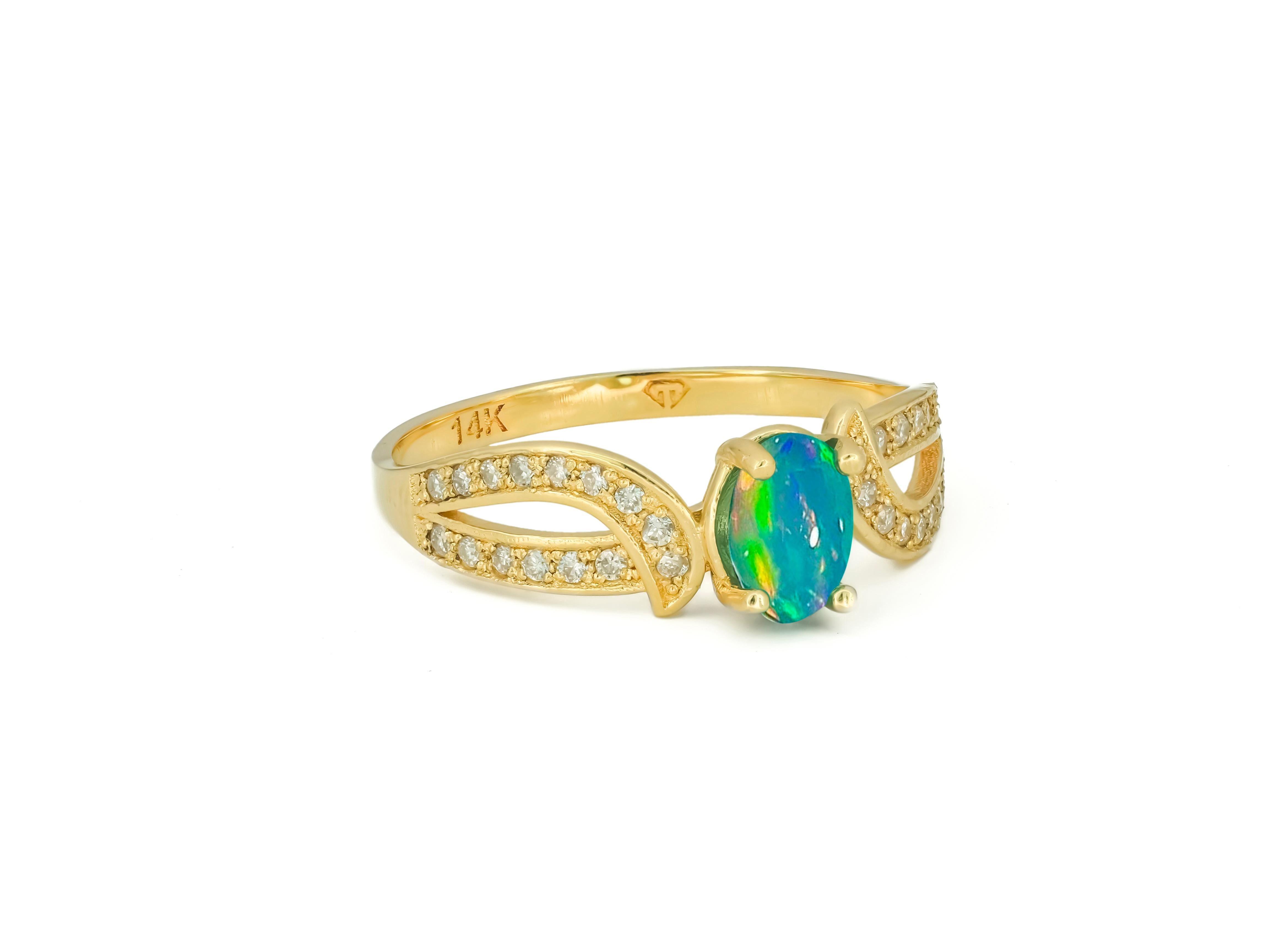 Genuine opal 14k gold ring.  In New Condition For Sale In Istanbul, TR