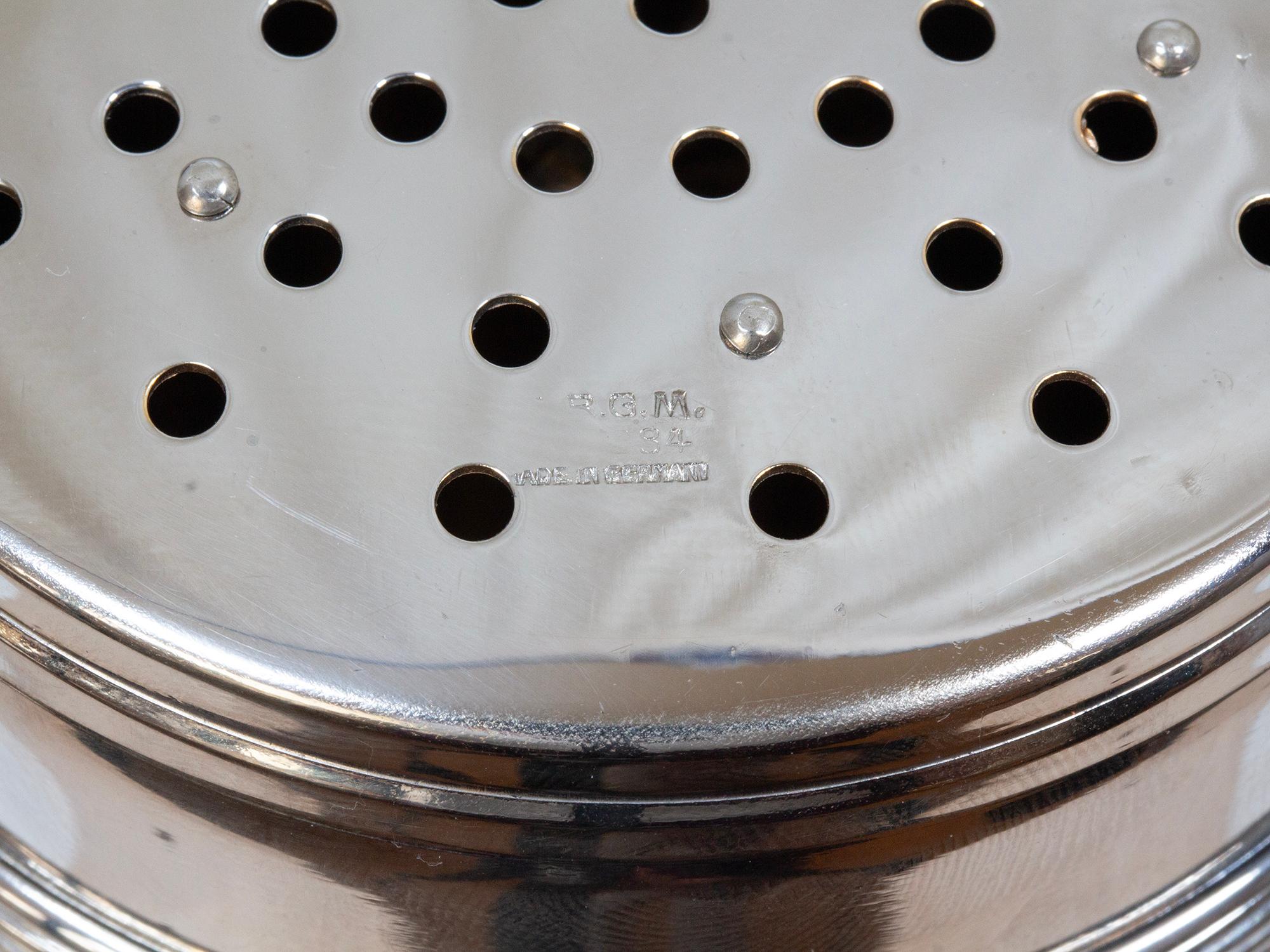 Echtes Original J. A. Henckels Zeppelin Cocktail Shaker Kompendium Art Deco im Angebot 7