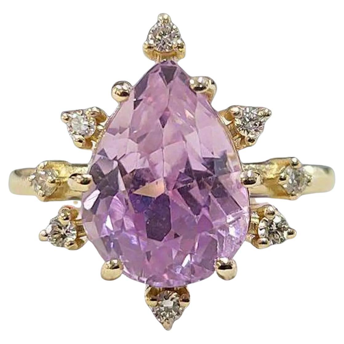 Bague de cocktail en or jaune avec diamant et kunzite rose véritable en vente