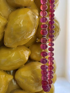 Collier véritable en or jaune et rubis rose de Madagascar