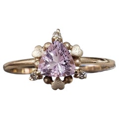 Echter rosa Morganit mit Diamanten – auffälliger Cocktailring aus 14-karätigem Gelbgold