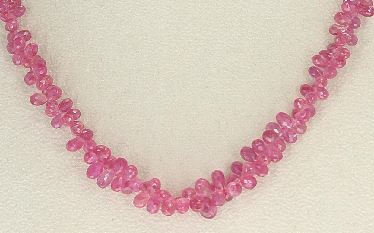 Echte rosa Saphir Tropfen Briolette Halskette im Zustand „Neu“ im Angebot in New York, NY