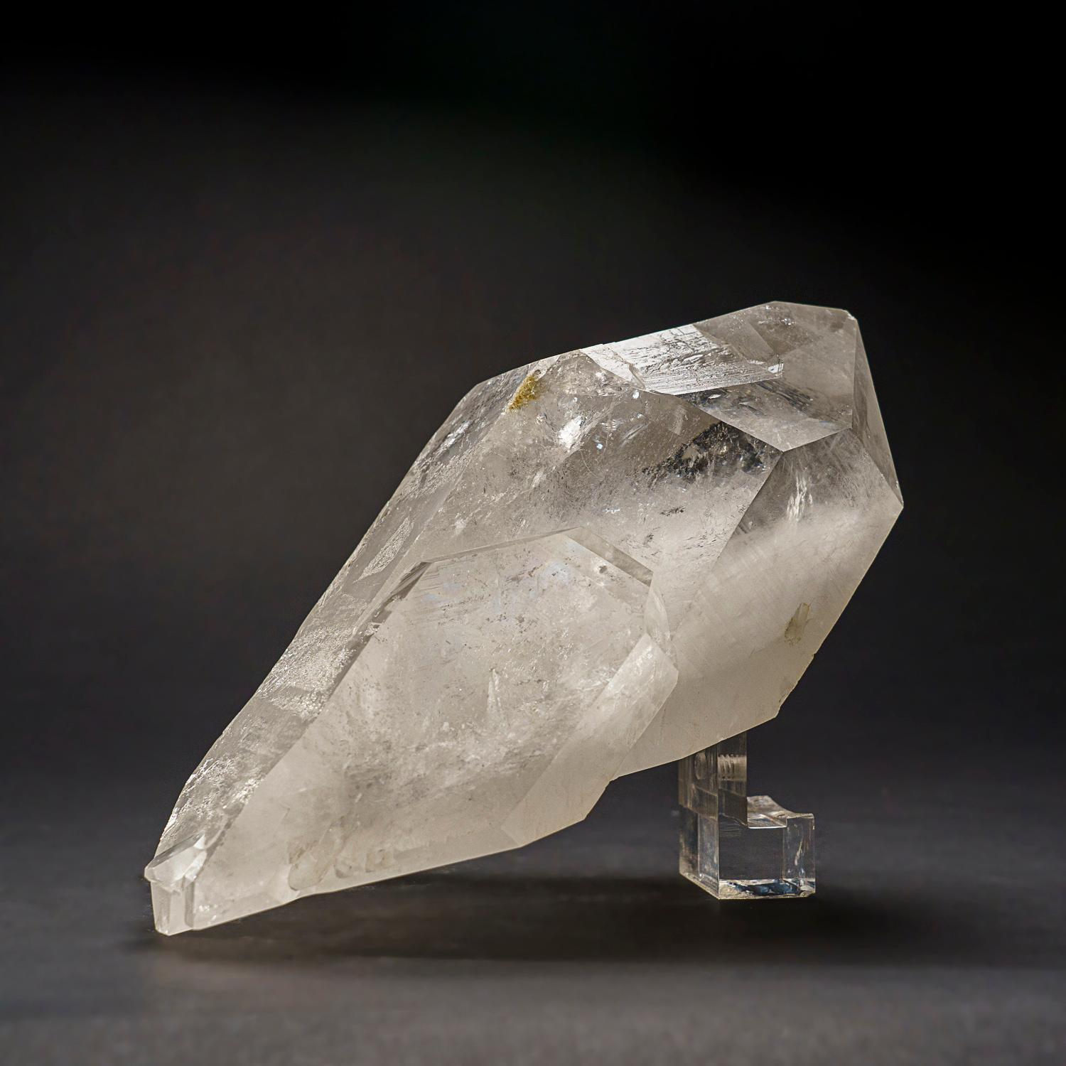 Genuine Polished Clear Quartz Point From Brazil (6 lbs) In New Condition For Sale In New York, NY