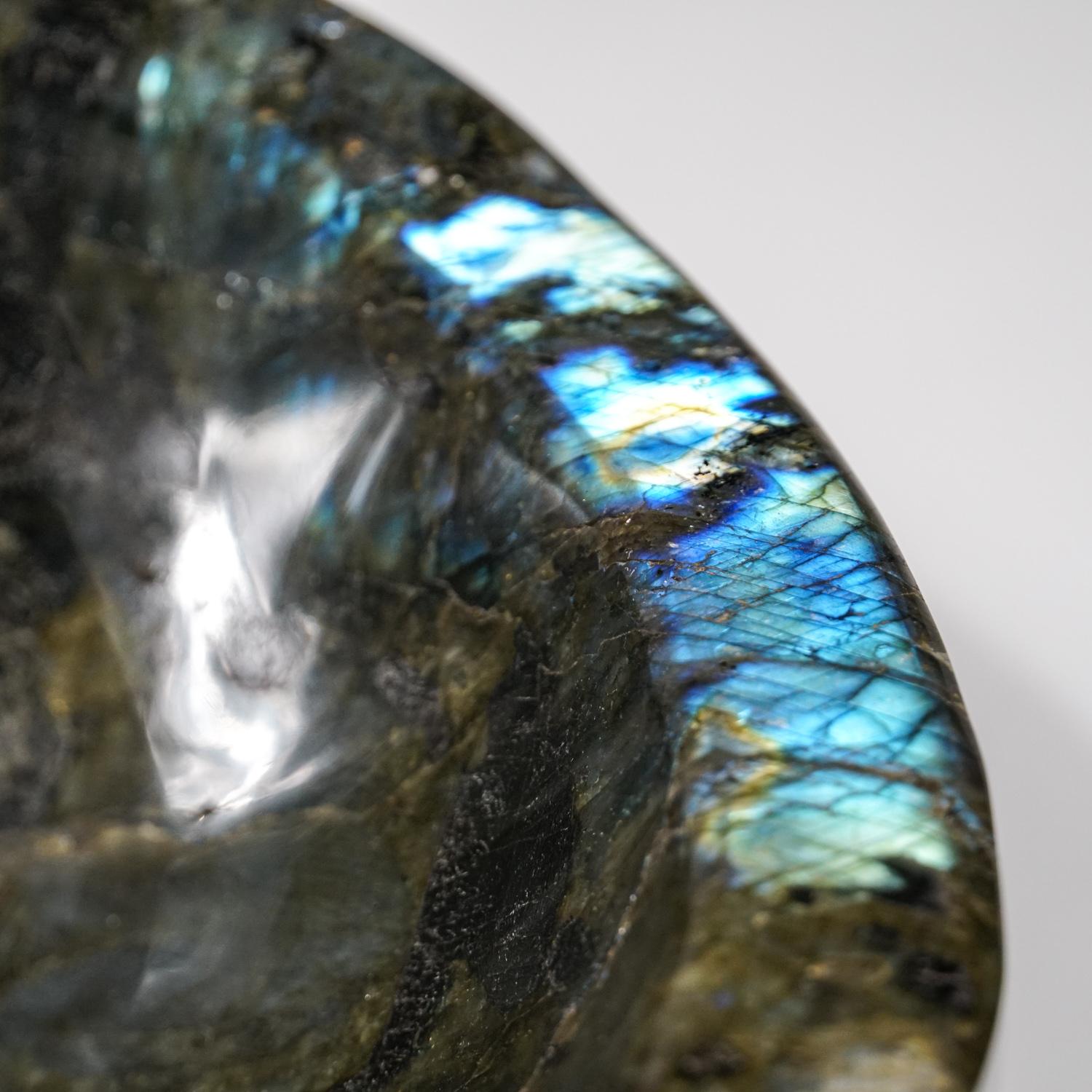 Genuine Polished Labradorite Large Bowl (19.6 lbs) In New Condition For Sale In New York, NY