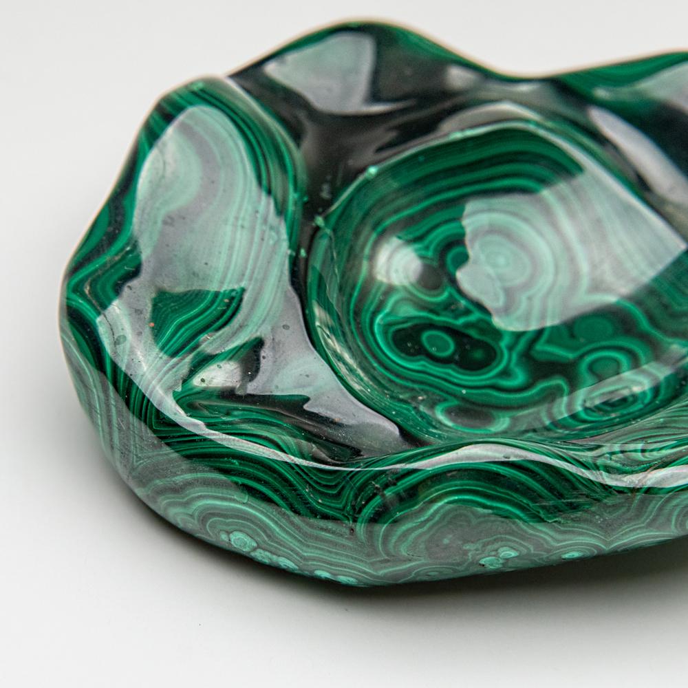 Genuine Polished Malachite Bowl (1.4 lbs) For Sale 3