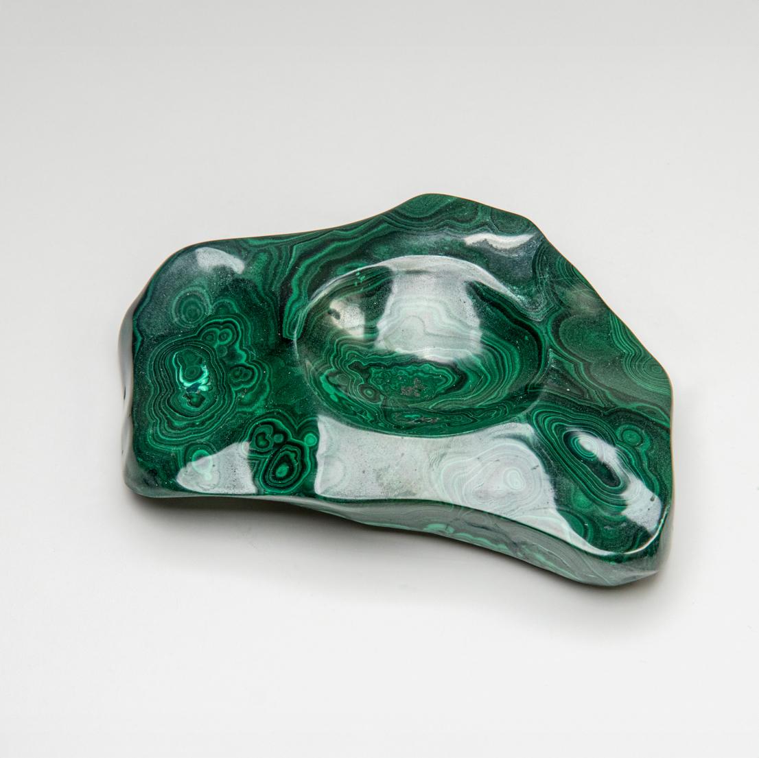 XXI secolo e contemporaneo Vera ciotola di malachite lucidata (3.6 lbs) in vendita