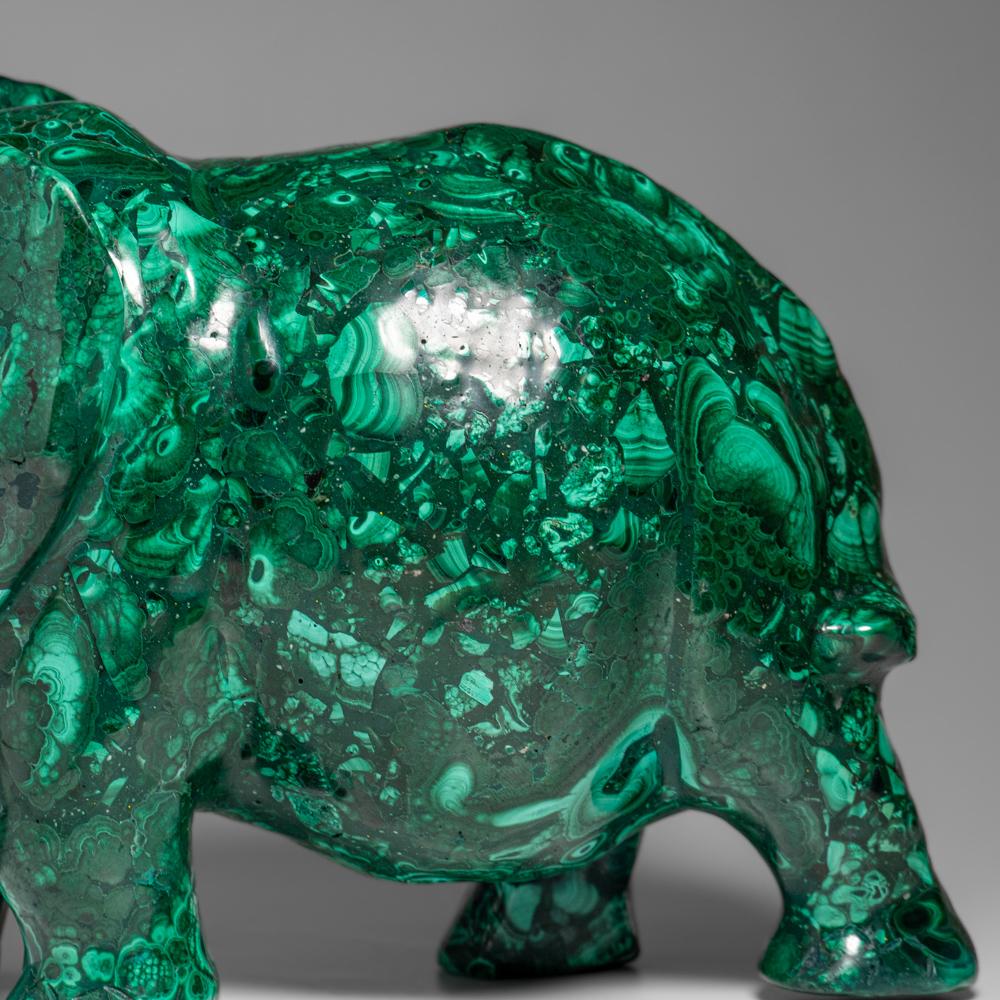 Talla de elefante de malaquita pulida auténtica (9 libras) en venta 2