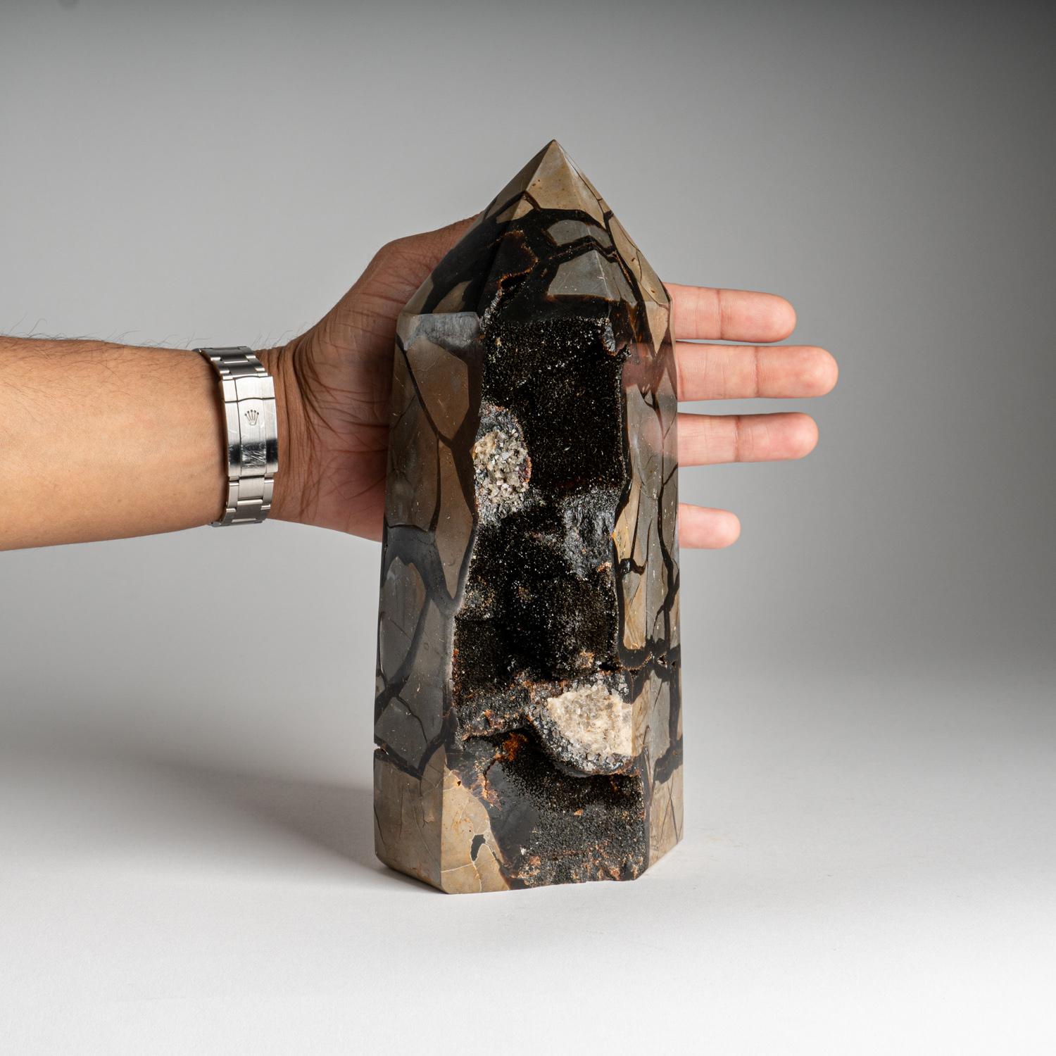 Autentica punta di druzy settariana lucidata del Madagascar 