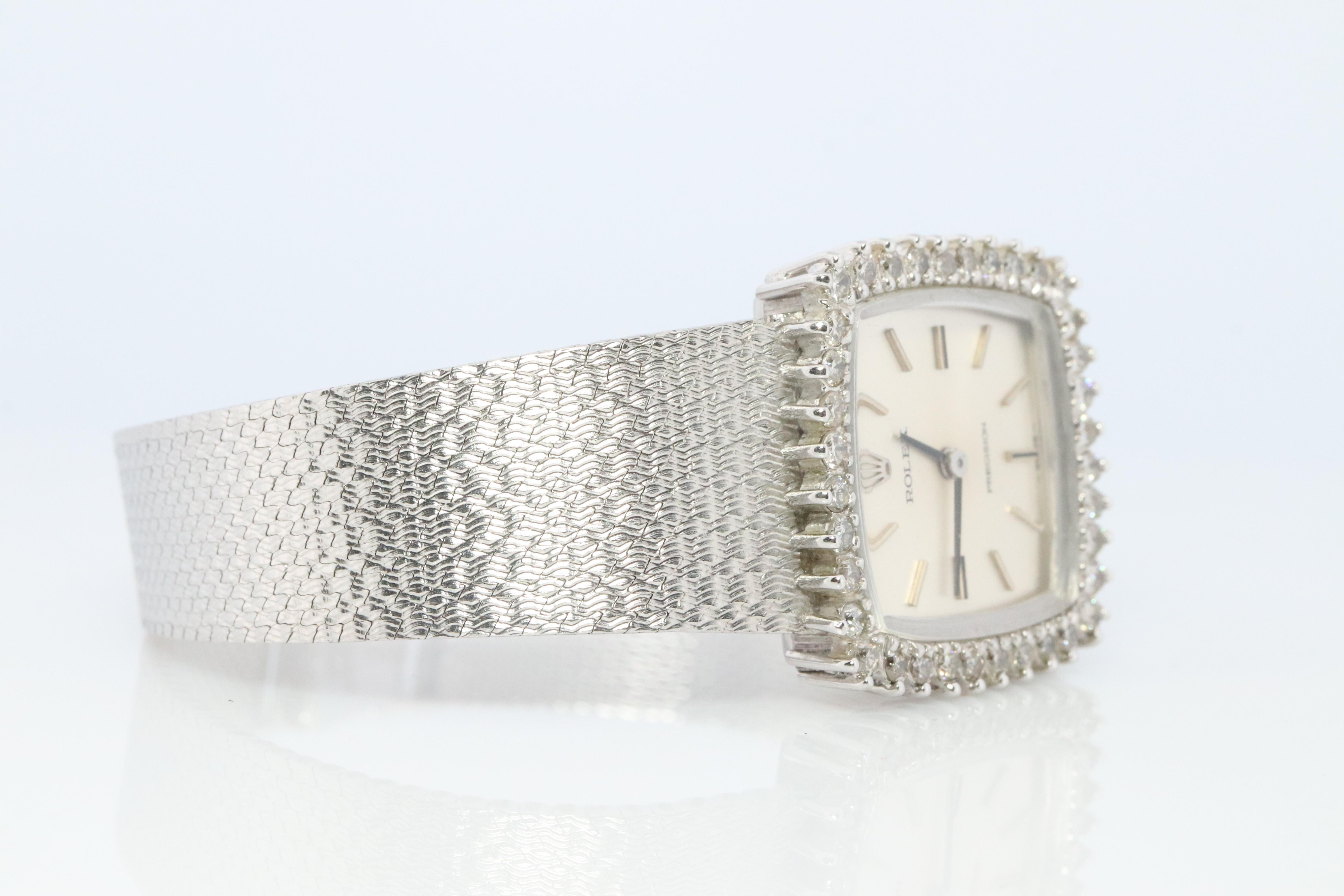 Echte Rolex-Uhr. Diamant-Lünette 1971 Damen manuell ROLEX 2611 Präzision mit Diamant-Lünette (Moderne) im Angebot