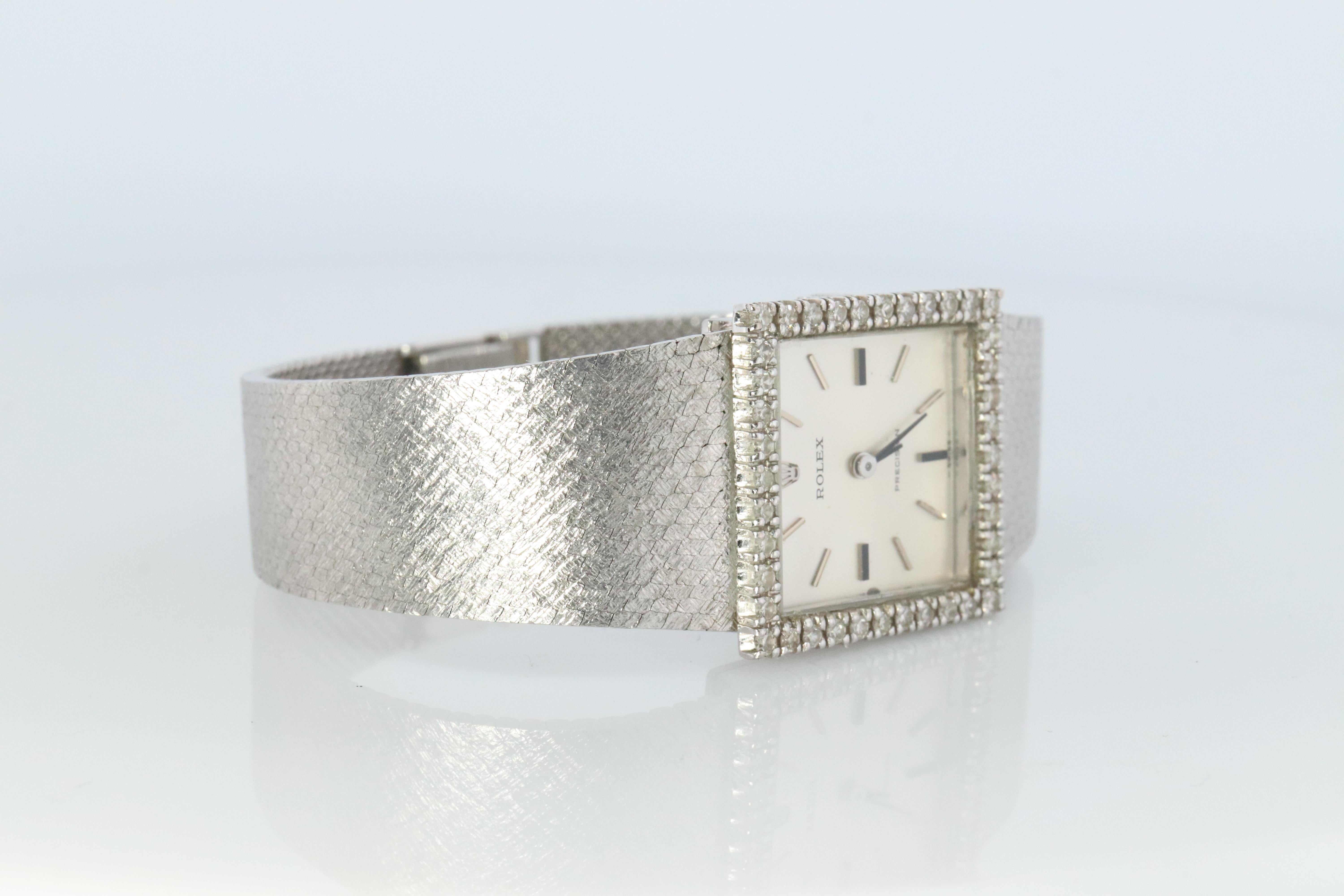 Taille grossière Montre Rolex véritable. Montre pour femmes ROLEX 2611 précision, 1971