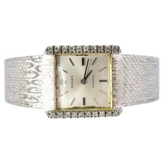 Vintage Genuine Rolex Watch. Diamond Bezel 1975 Ladies Manual ROLEX 2611 Precision