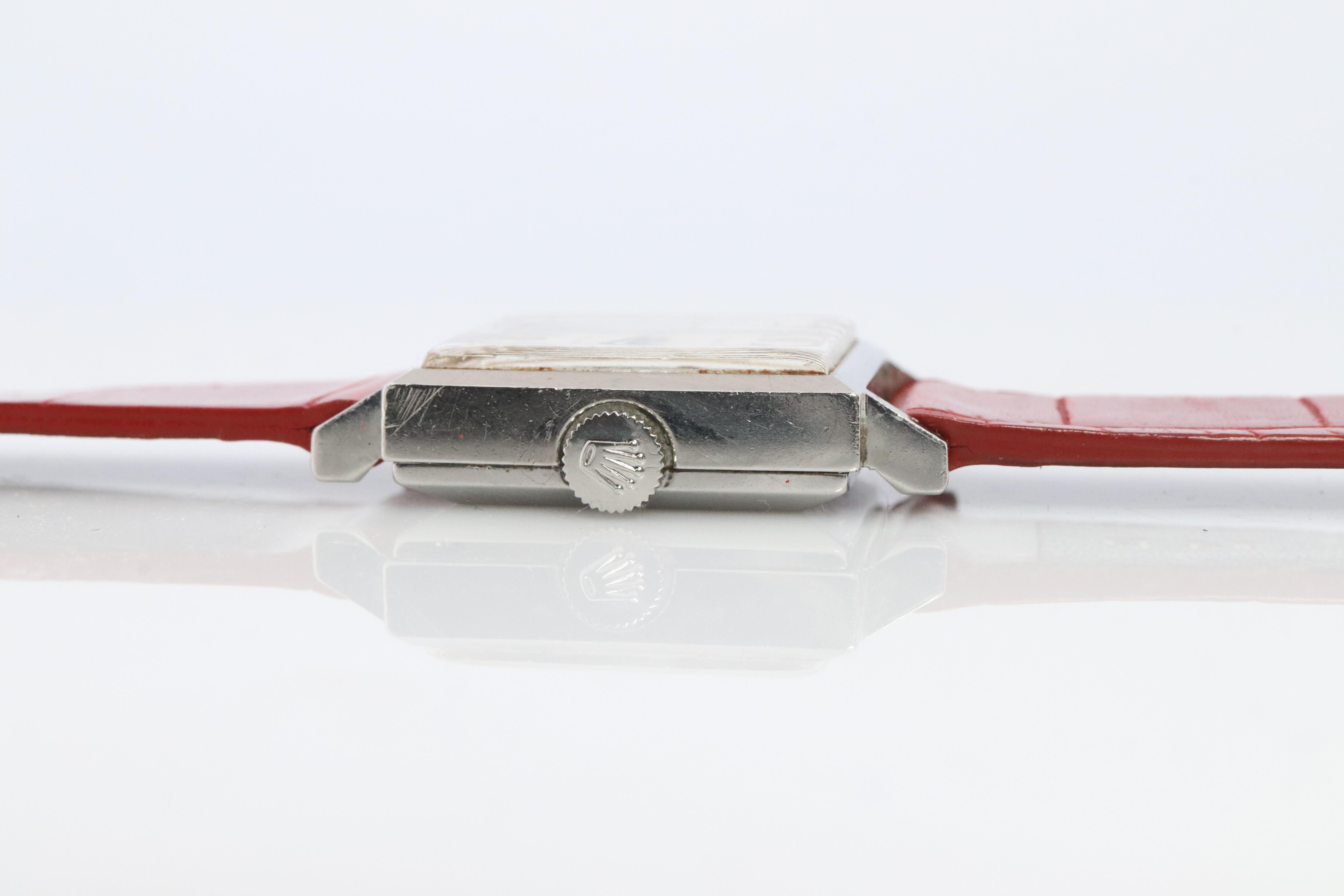 Montre Rolex véritable. Montre mécanique Rolex 2611 pour dames. en vente 1